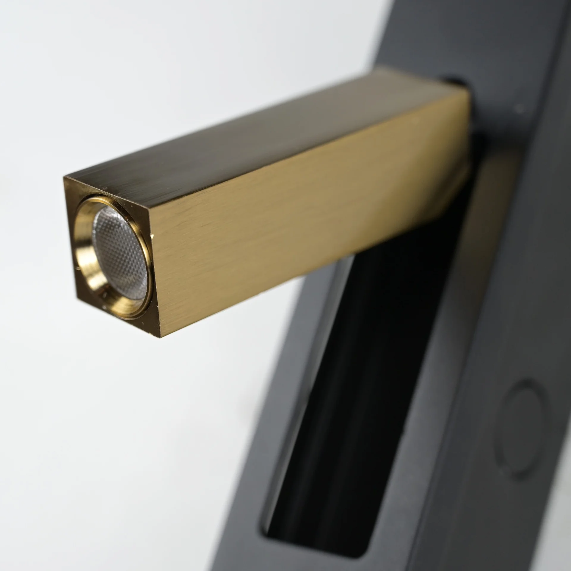 Бра Chelsom WALL LED DOCK BRASS - миниатюра 2