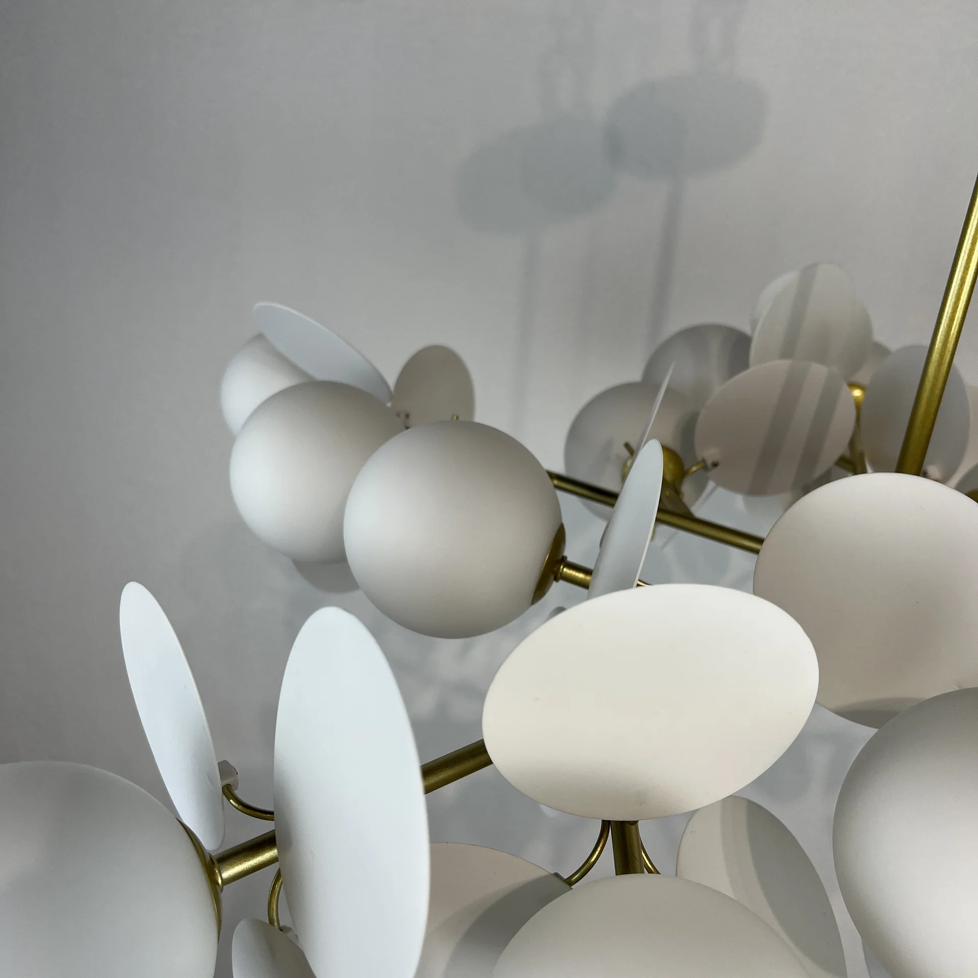 Люстра на штанге Light of MATISSE SELF D90 - миниатюра 14