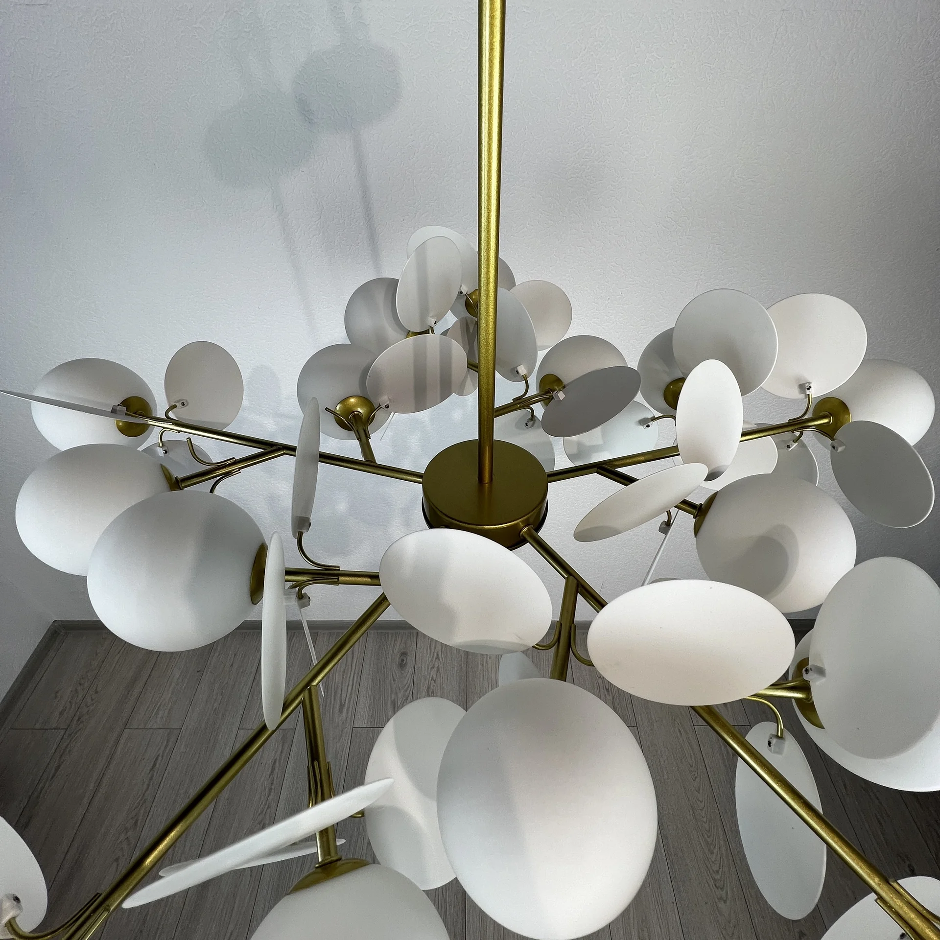Люстра на штанге Light of MATISSE SELF D90 - миниатюра 15