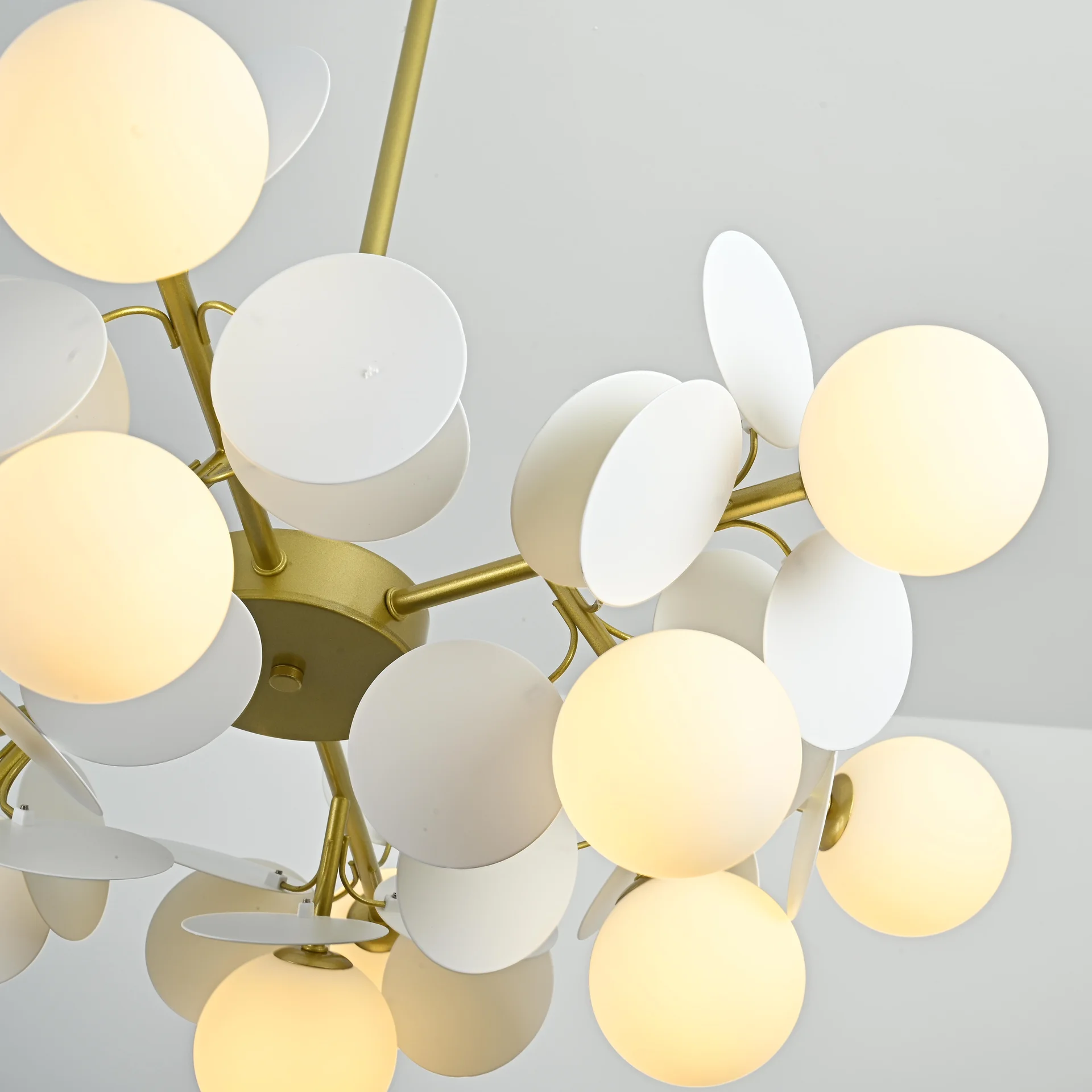 Люстра на штанге Light of MATISSE SELF D90 - миниатюра 7
