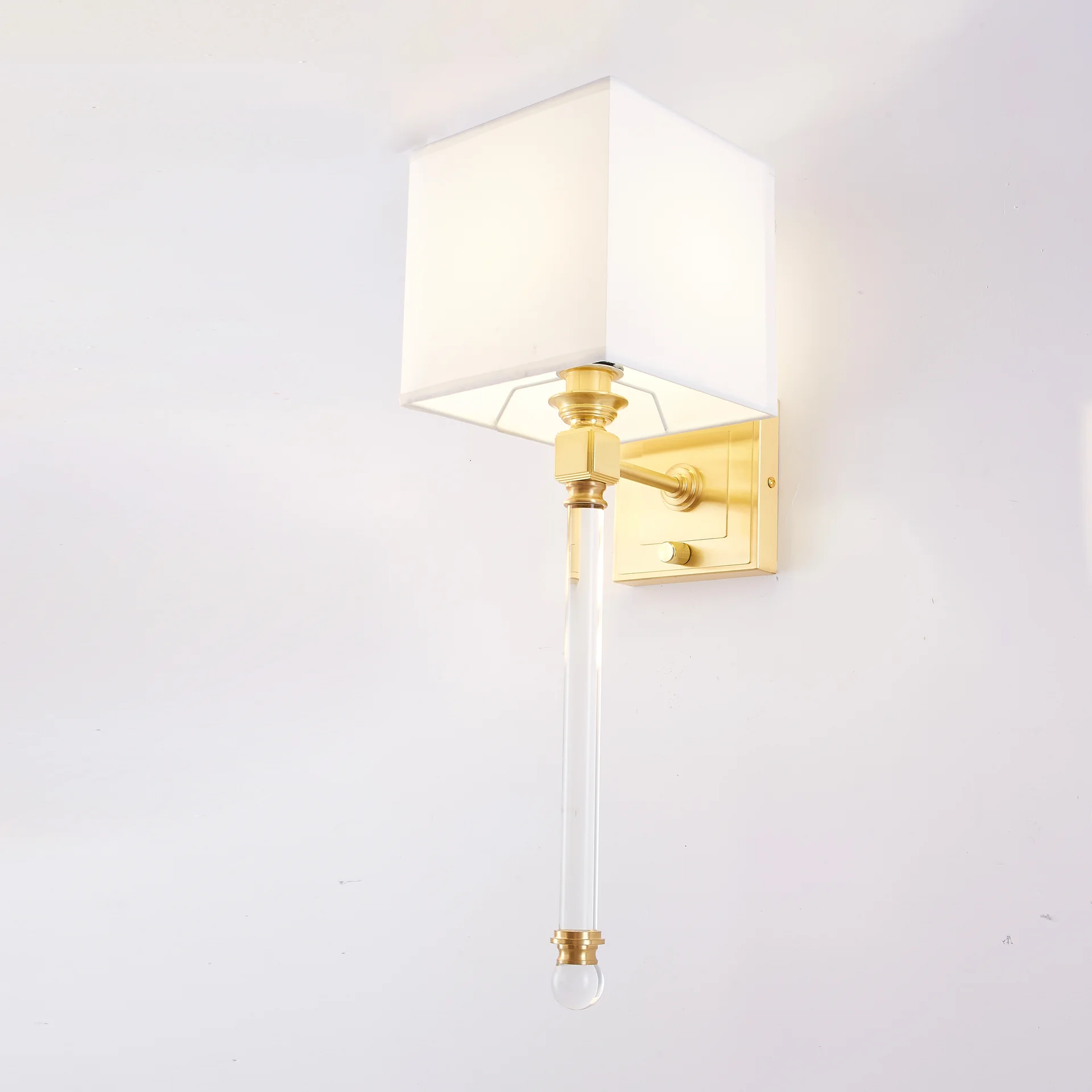 Бра Regina Andrew Crystal Sconce Brass - миниатюра 9