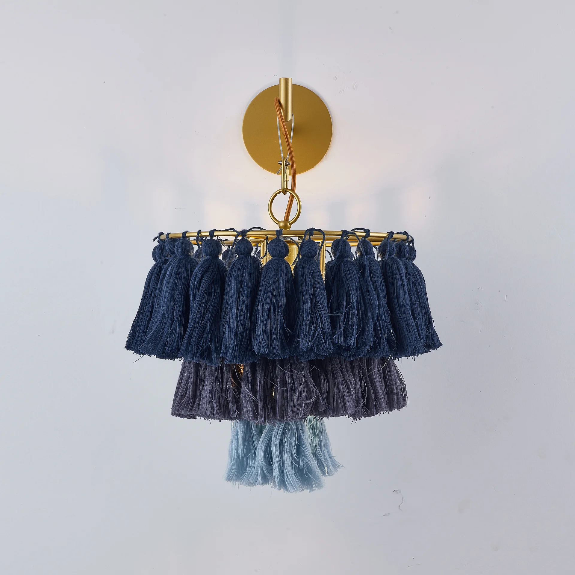 Настенный светильник TASSEL WALL Синий градиент - миниатюра 4