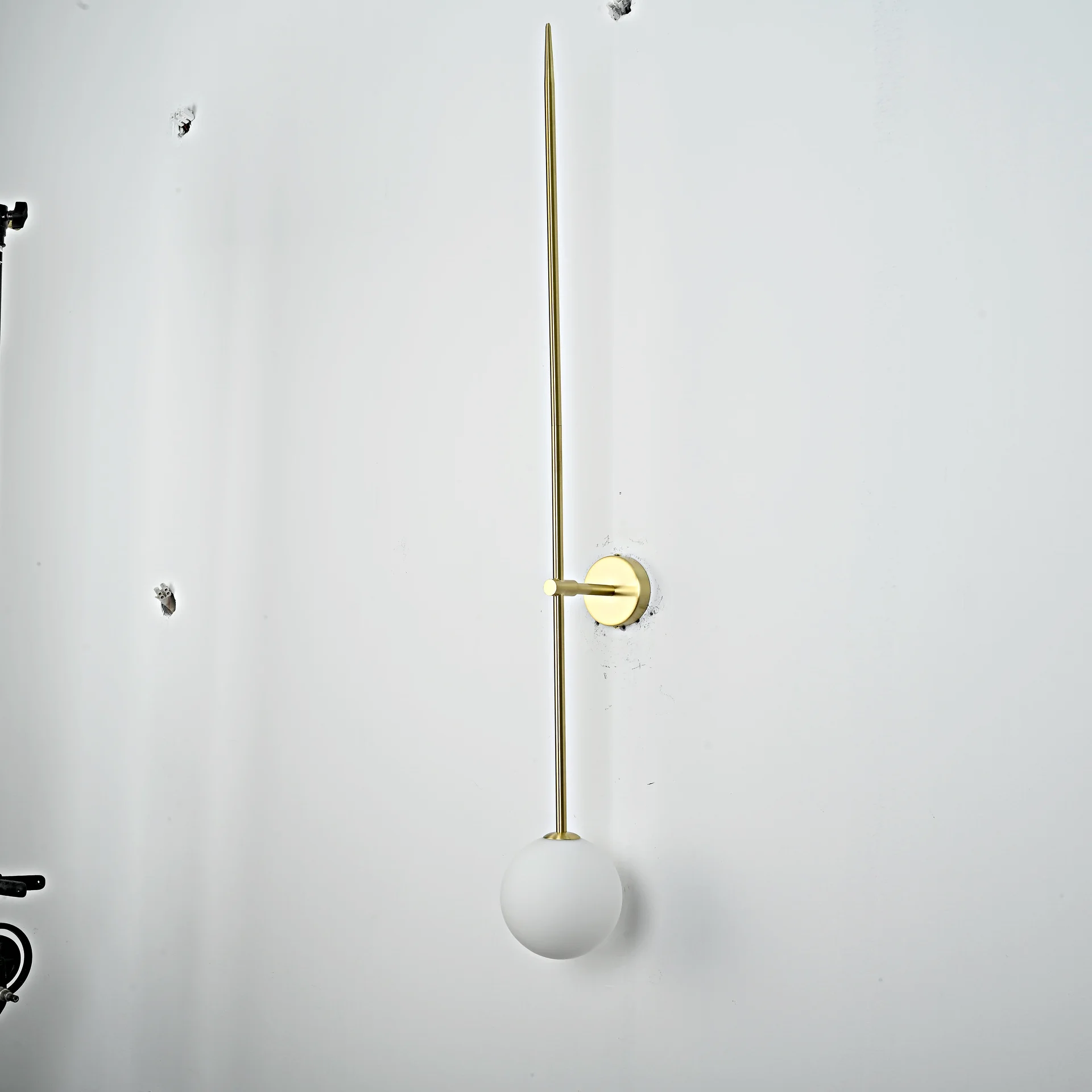 Настенный светильник LINES Ball 100 Gold - миниатюра 4