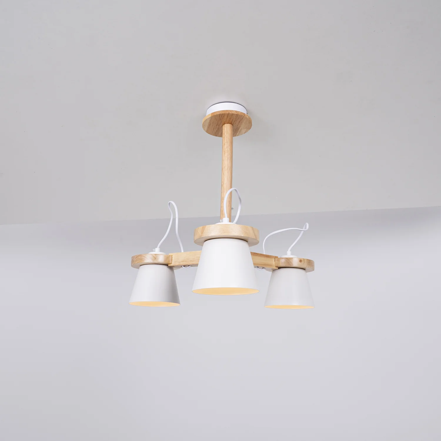 Люстра на штанге NATURA B3 White - миниатюра 5