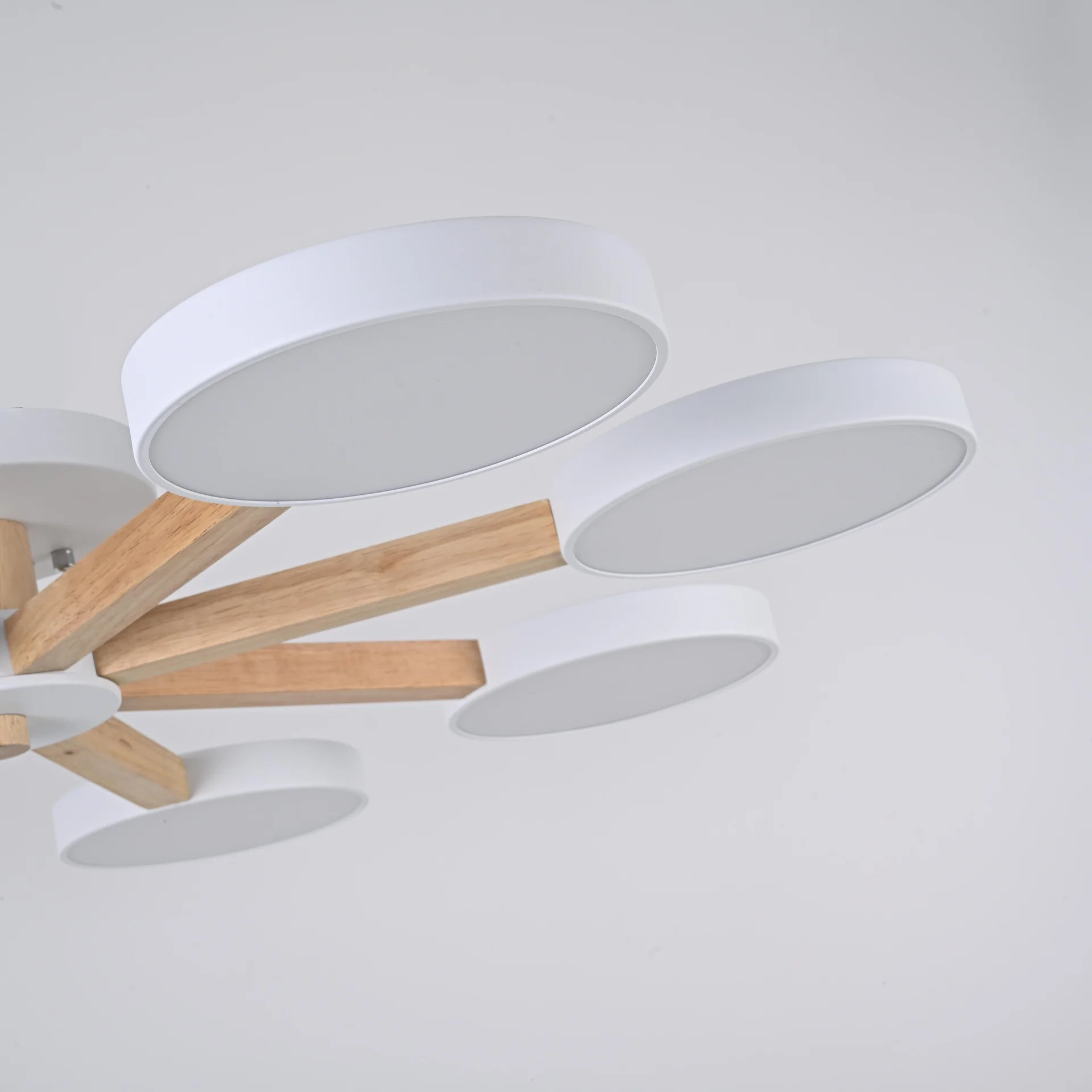 Потолочная люстра TURNA 8 White - миниатюра 6