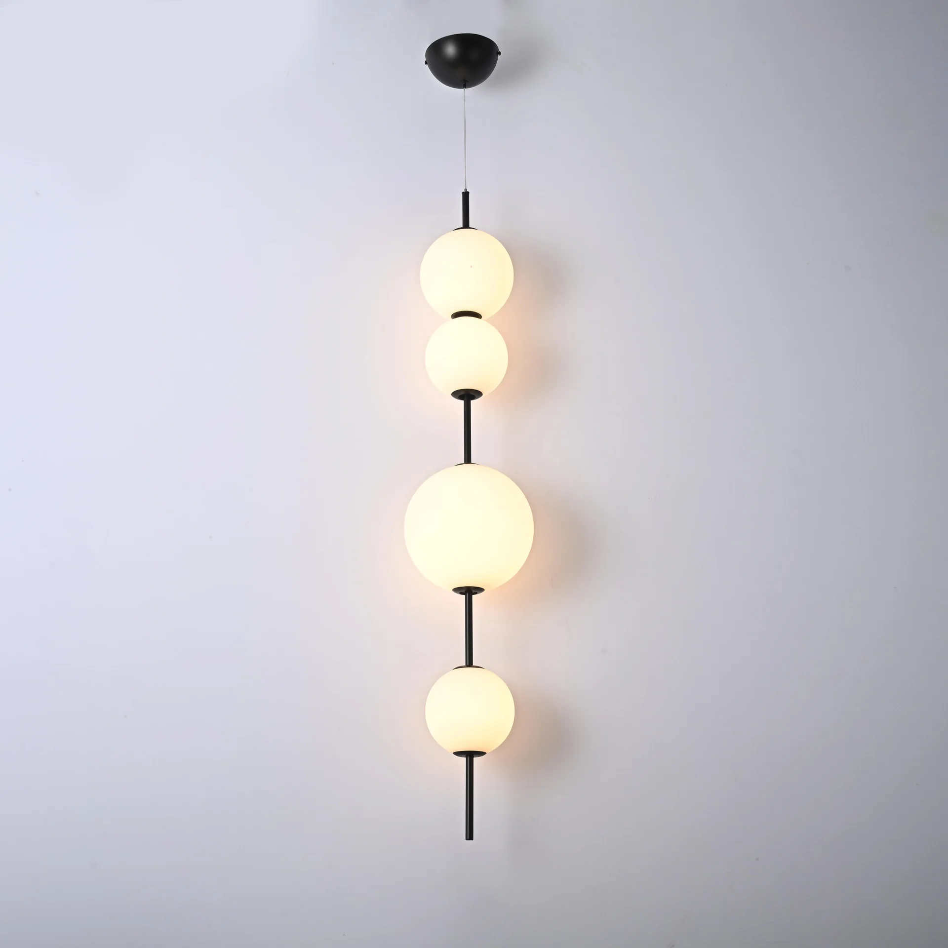 Подвесной светильник White beads Pendant C - миниатюра 3