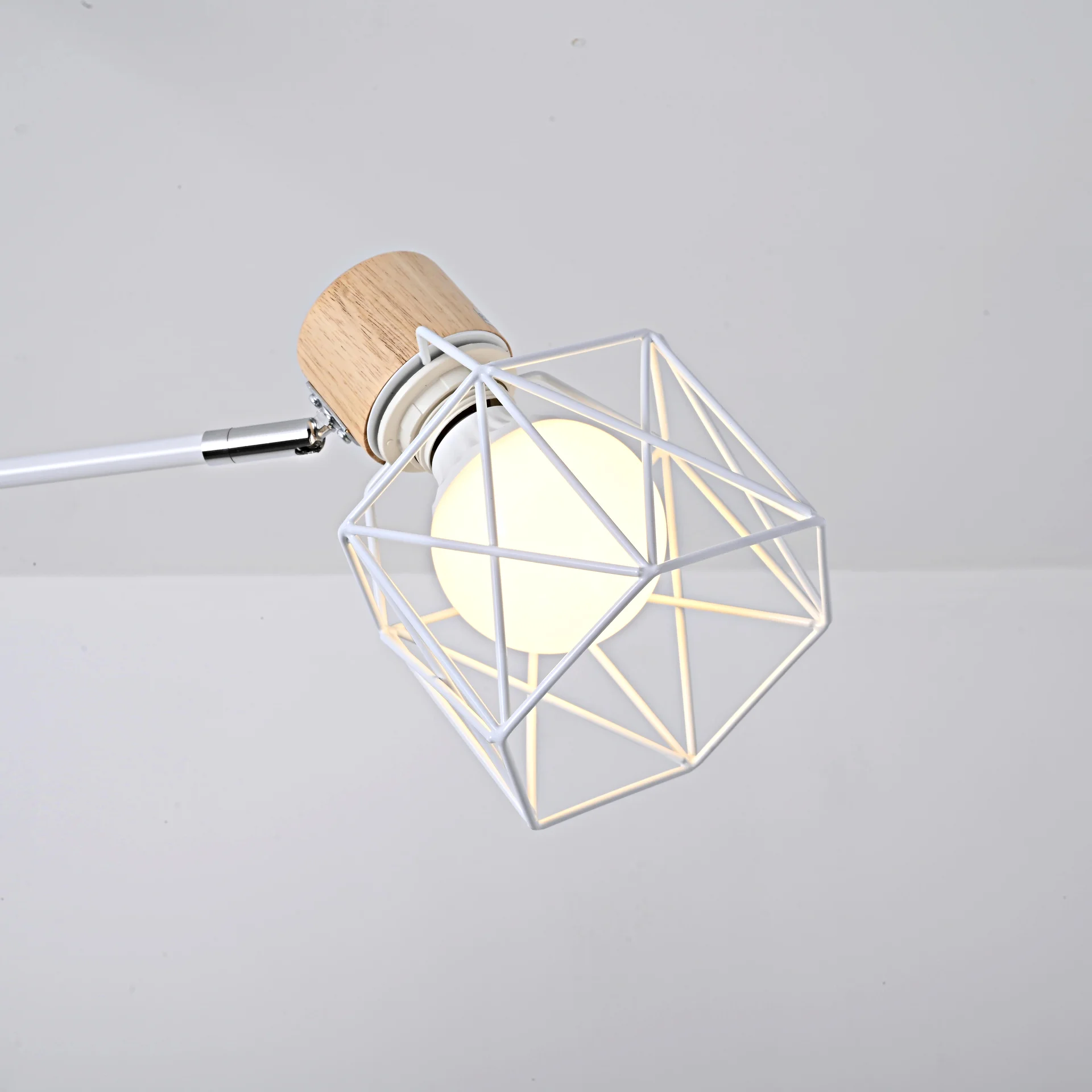 Потолочная люстра CORF B3 White 3 lamps - миниатюра 2