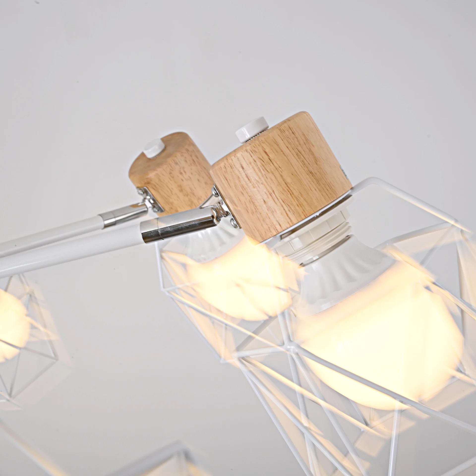 Потолочная люстра CORF B3 White 8 lamps - миниатюра 6
