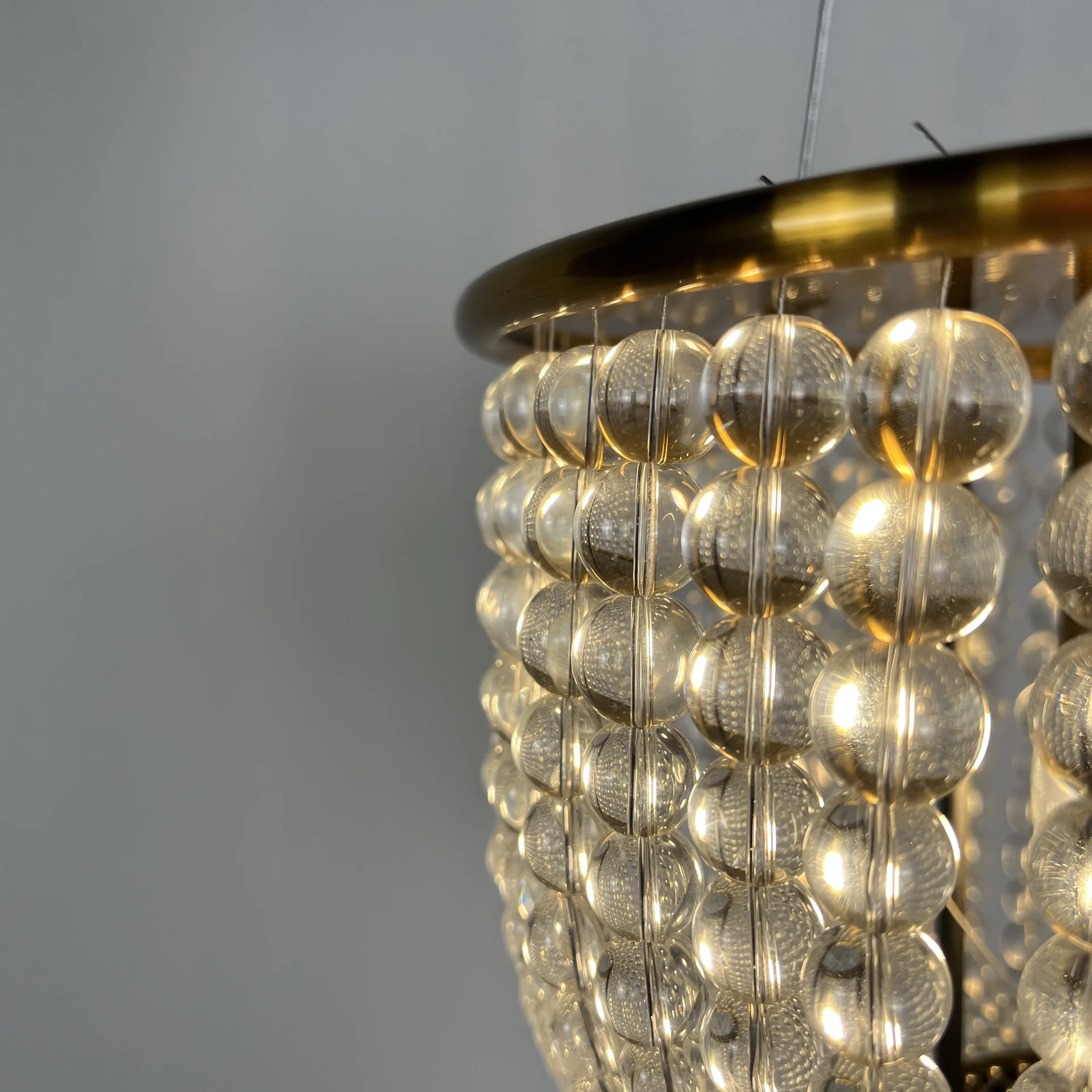 Потолочная люстра JACQUELINE WHITE SCONCE brass - миниатюра 7