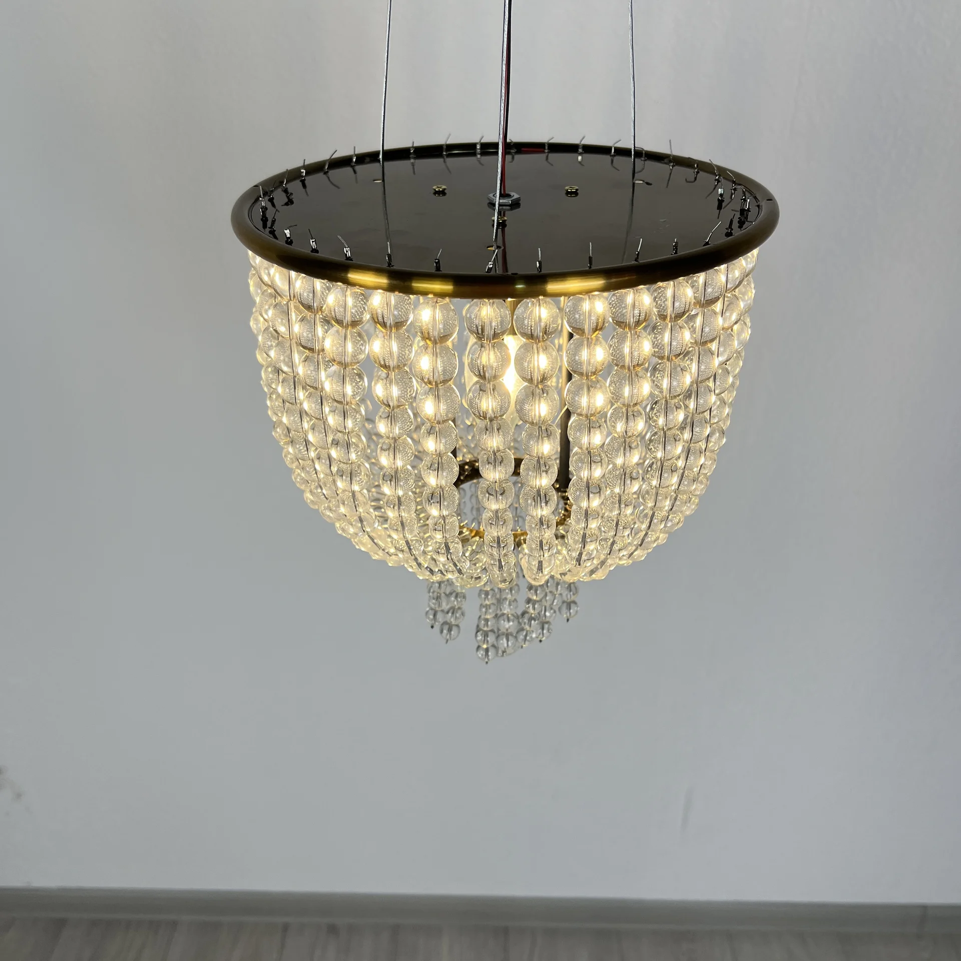 Потолочная люстра JACQUELINE WHITE SCONCE brass - миниатюра 8