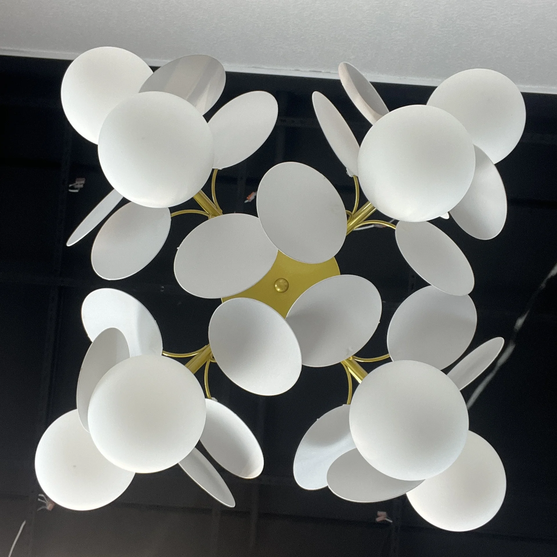 Люстра на штанге Light of MATISSE SELF 8 - миниатюра 8