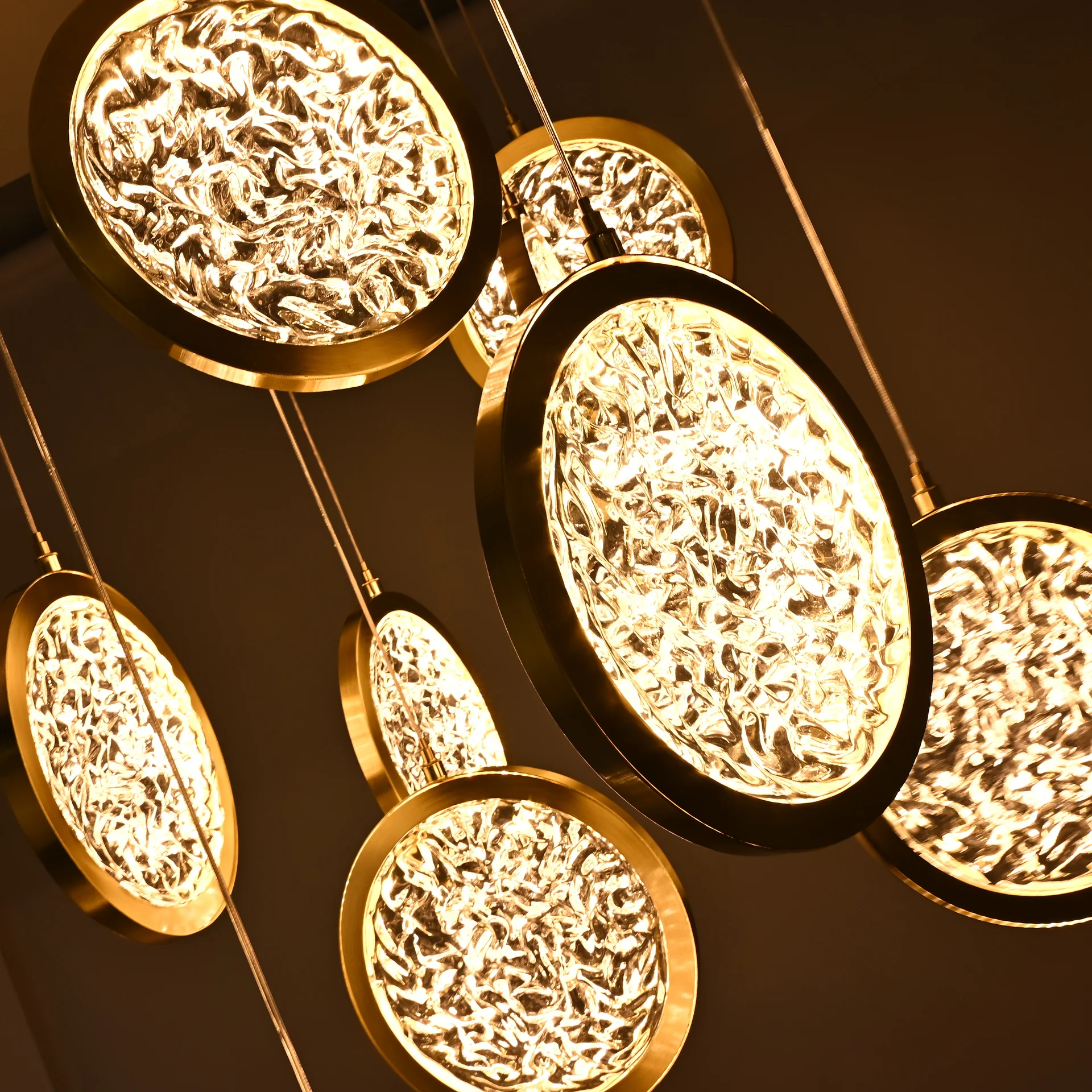 Дизайнерская подвесная люстра ЛУНА lighting collection D70 - миниатюра 11
