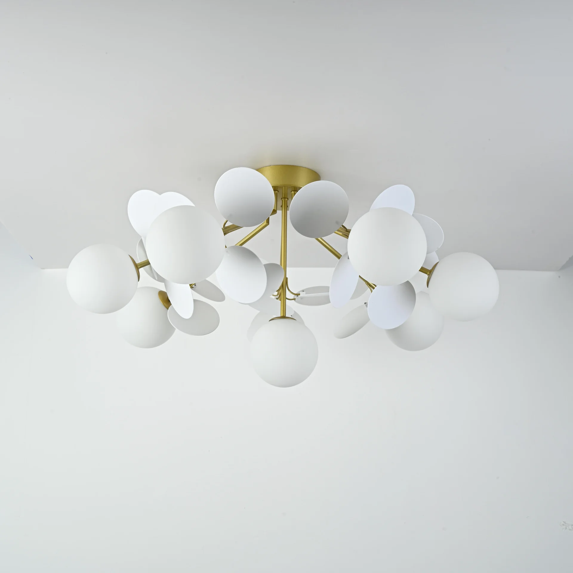Потолочная люстра Light of MATISSE C SELF D72 White - миниатюра 5