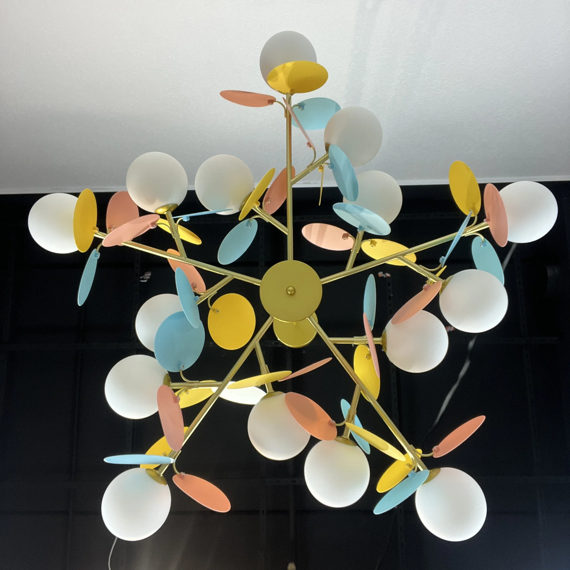Люстра на штанге Light of MATISSE D90 - миниатюра 2
