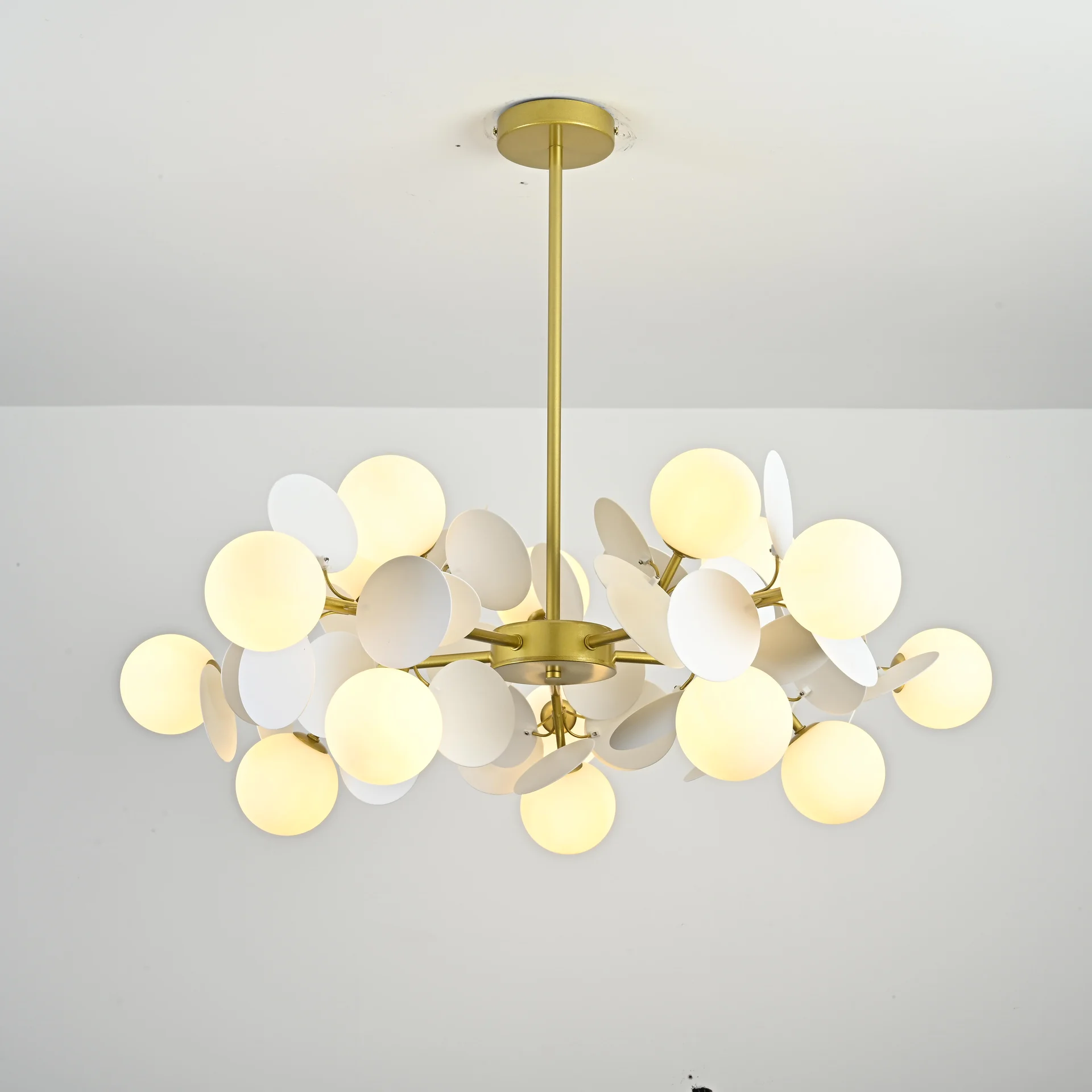 Люстра на штанге Light of MATISSE SELF D75 - миниатюра 4