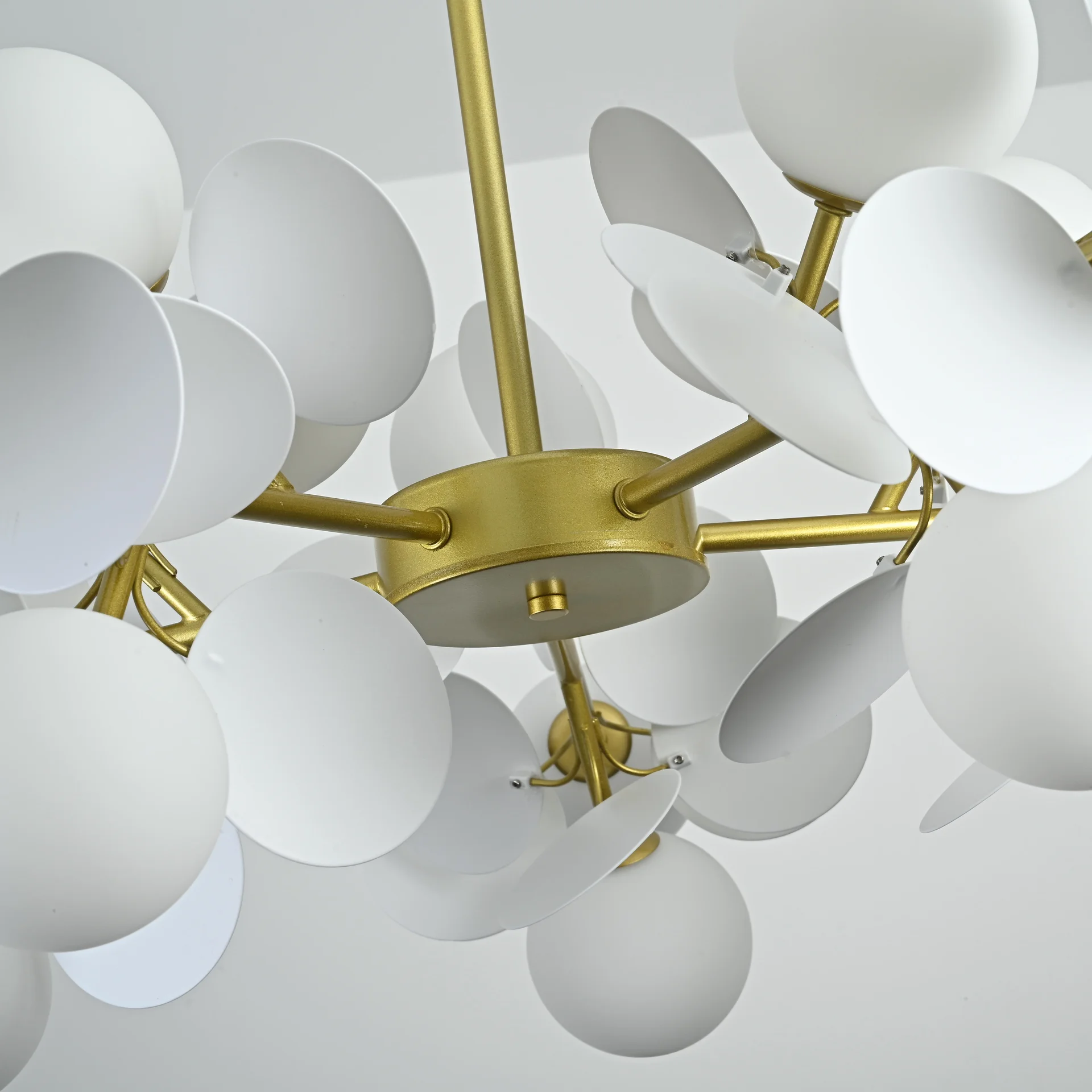 Люстра на штанге Light of MATISSE SELF D75 - миниатюра 9