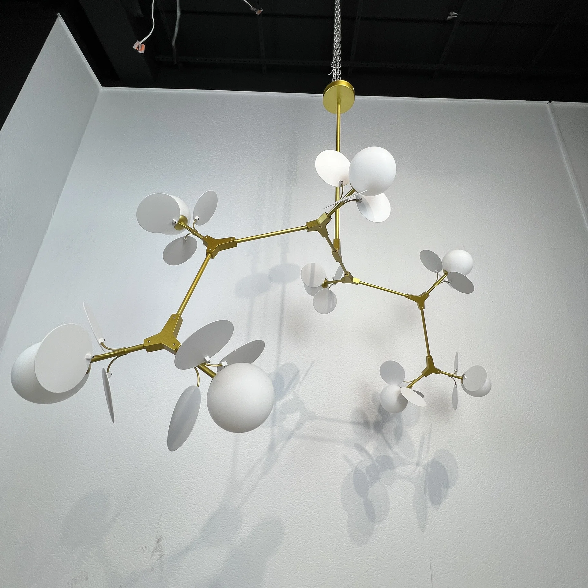 Люстра на штанге Light of MATISSE M L120 White - миниатюра 5