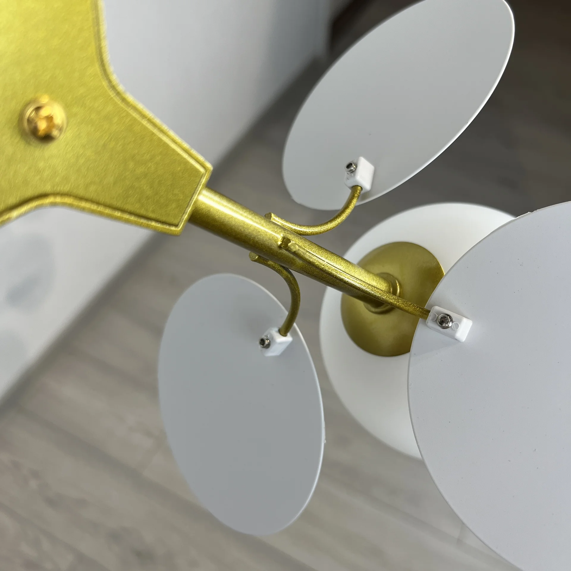 Люстра на штанге Light of MATISSE M L95 White - миниатюра 12