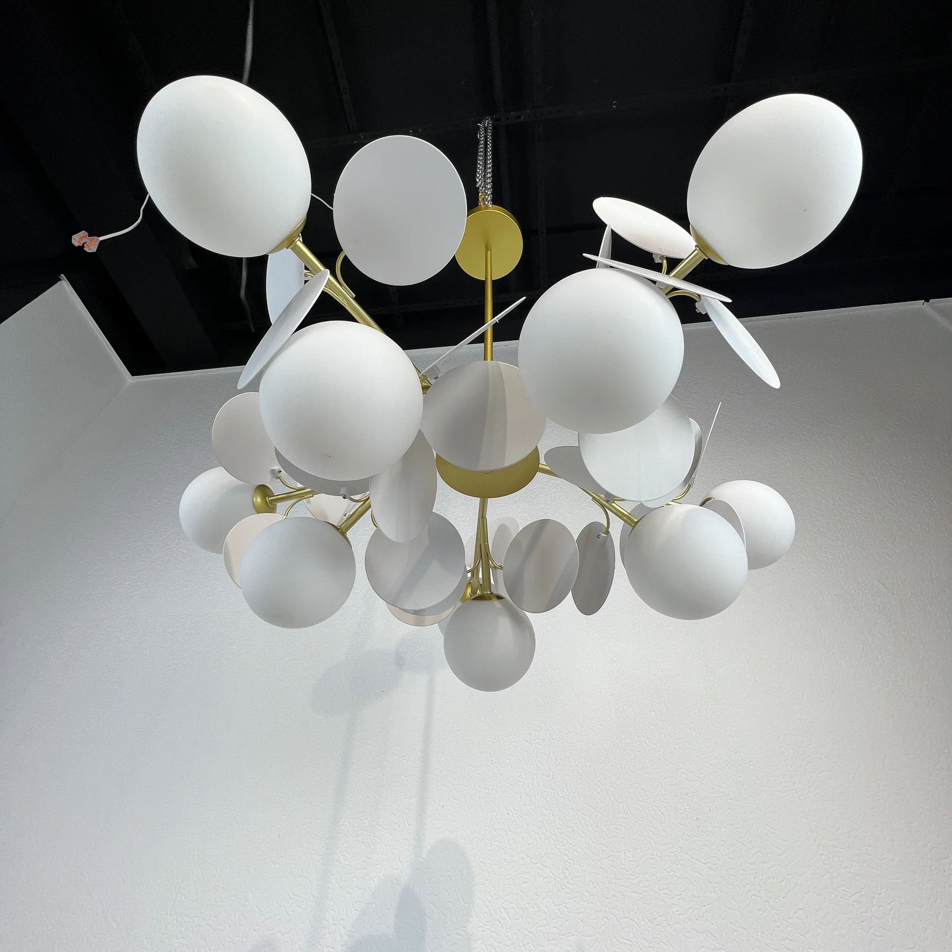 Люстра на штанге Light of MATISSE SELF D67 - миниатюра 12