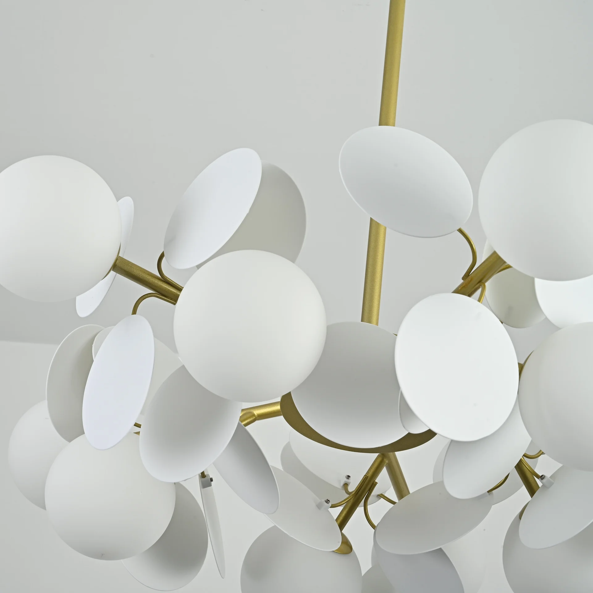 Люстра на штанге Light of MATISSE SELF D67 - миниатюра 3