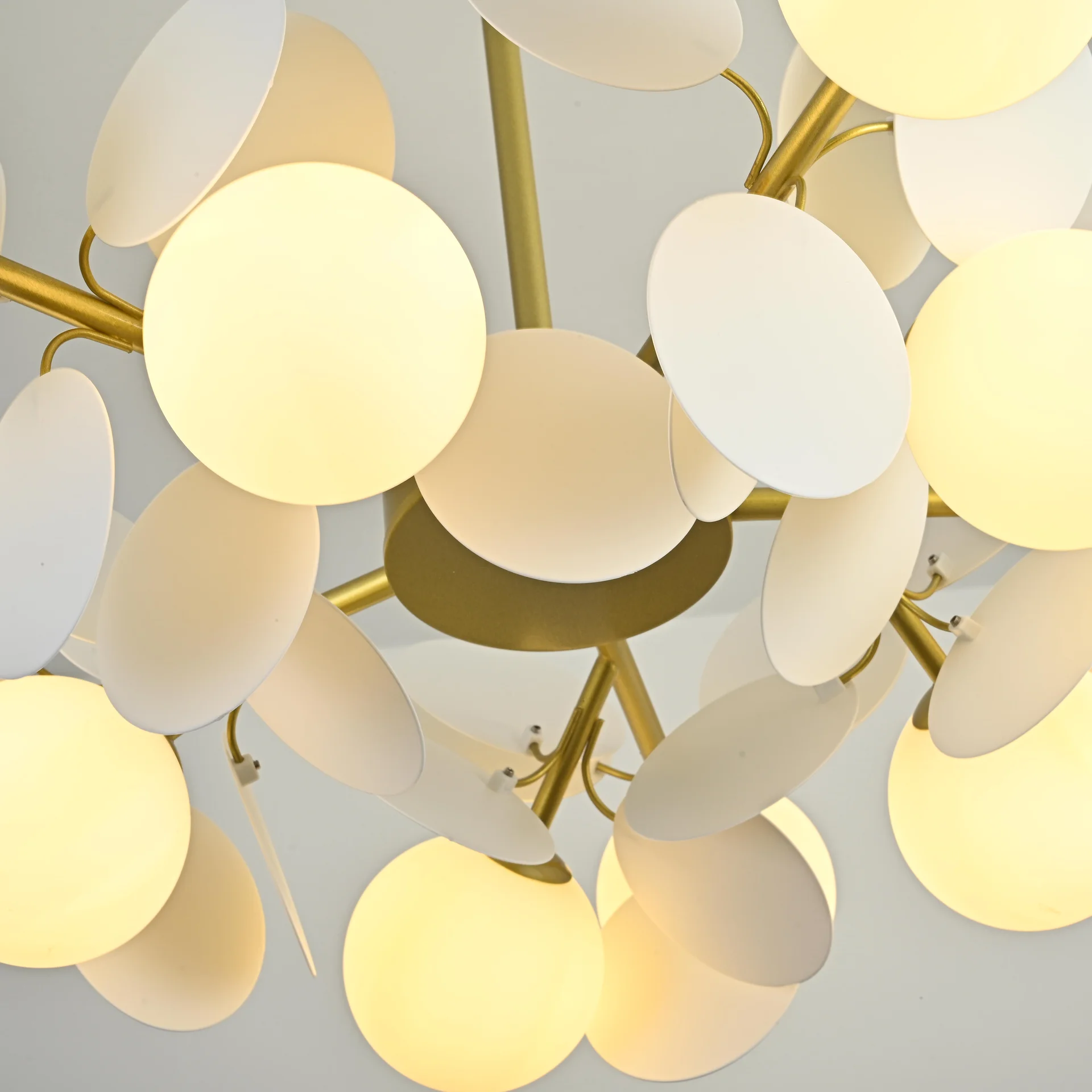 Люстра на штанге Light of MATISSE SELF D67 - миниатюра 4
