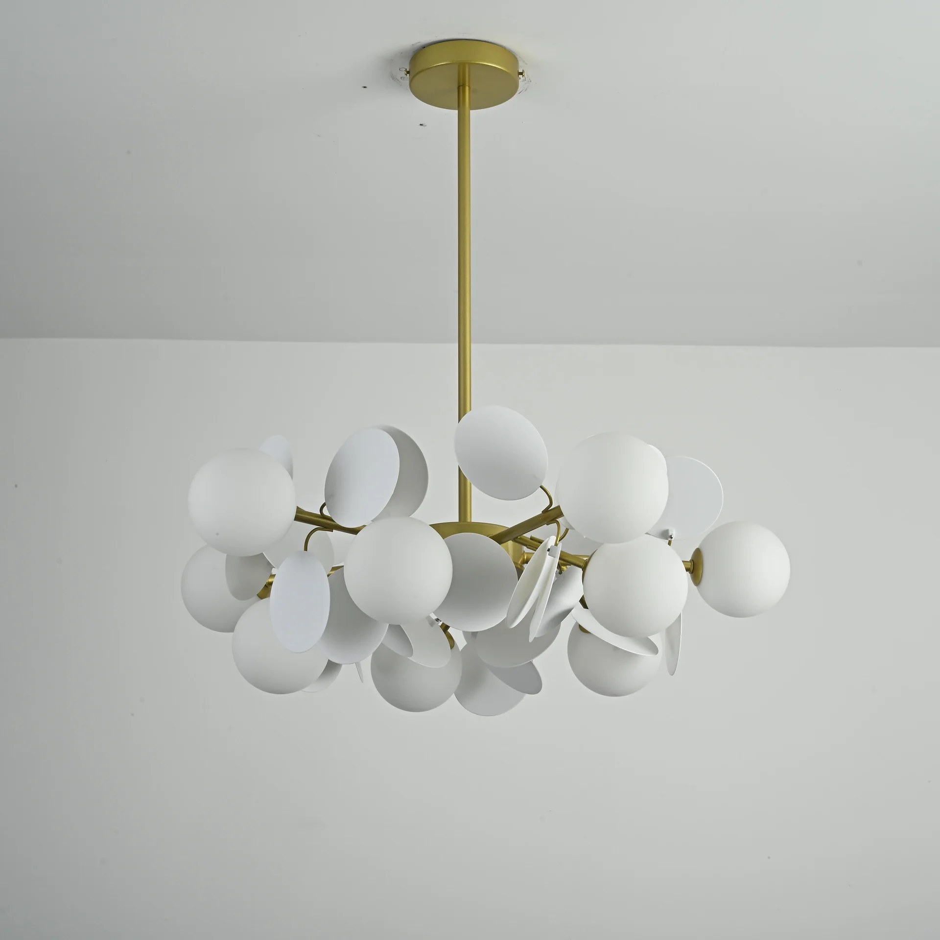 Люстра на штанге Light of MATISSE SELF D67 - миниатюра 9