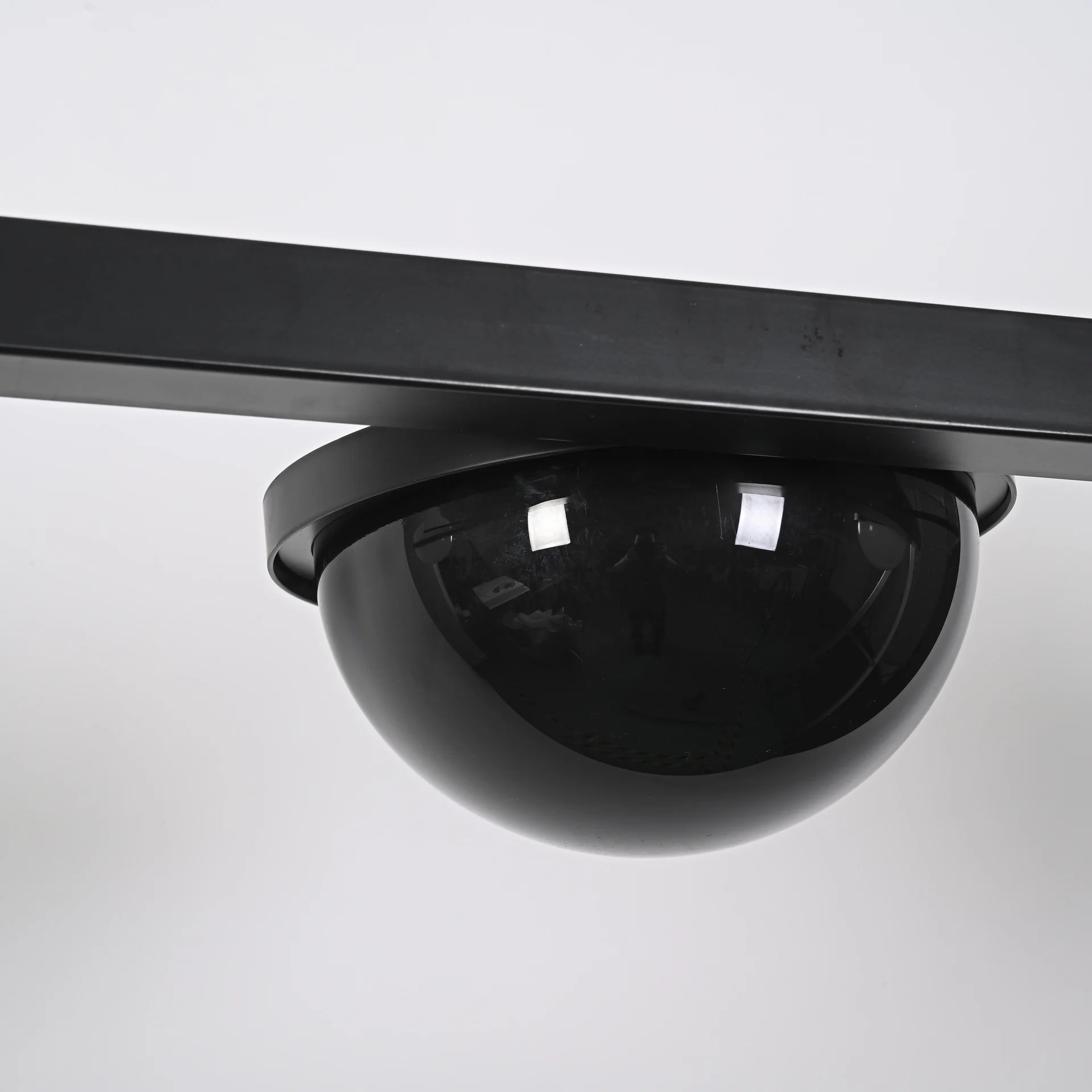 Реечный подвесной светильник PALMA Wall lamp 2 шара + 1 вазон горизонтальная - миниатюра 9