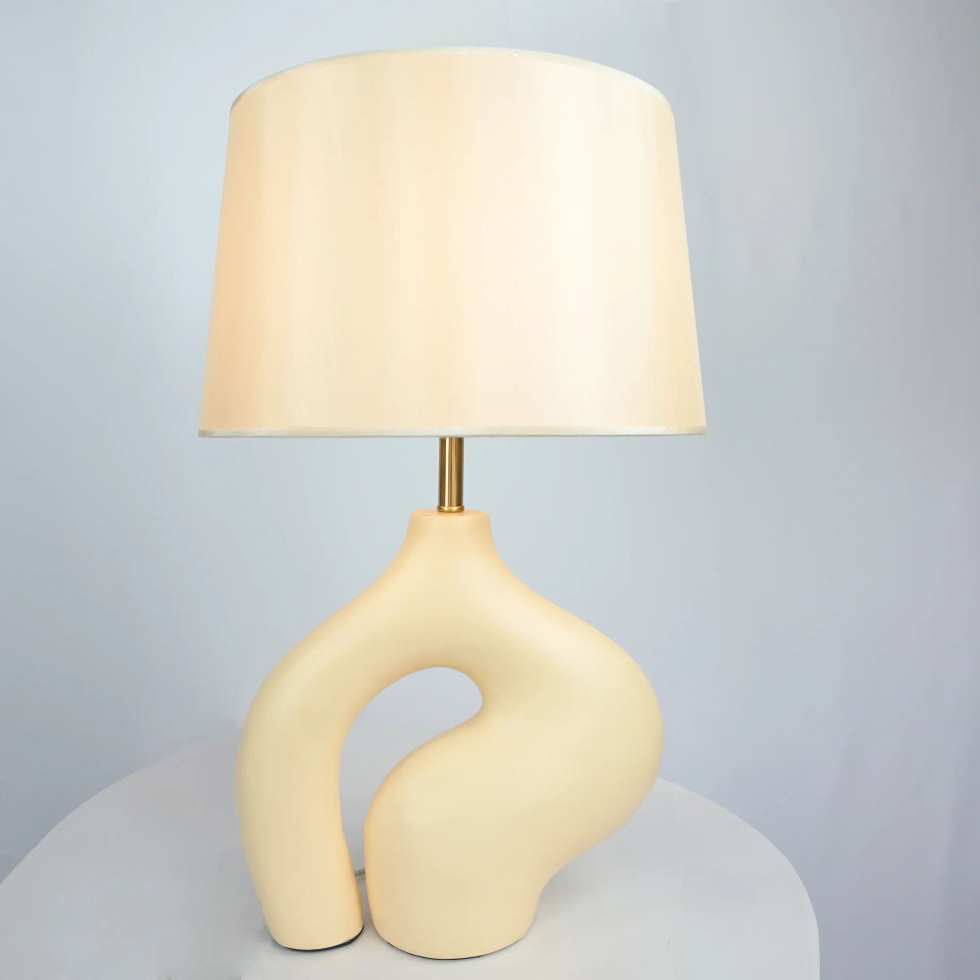Настольная лампа Abstractic Beige - миниатюра 4