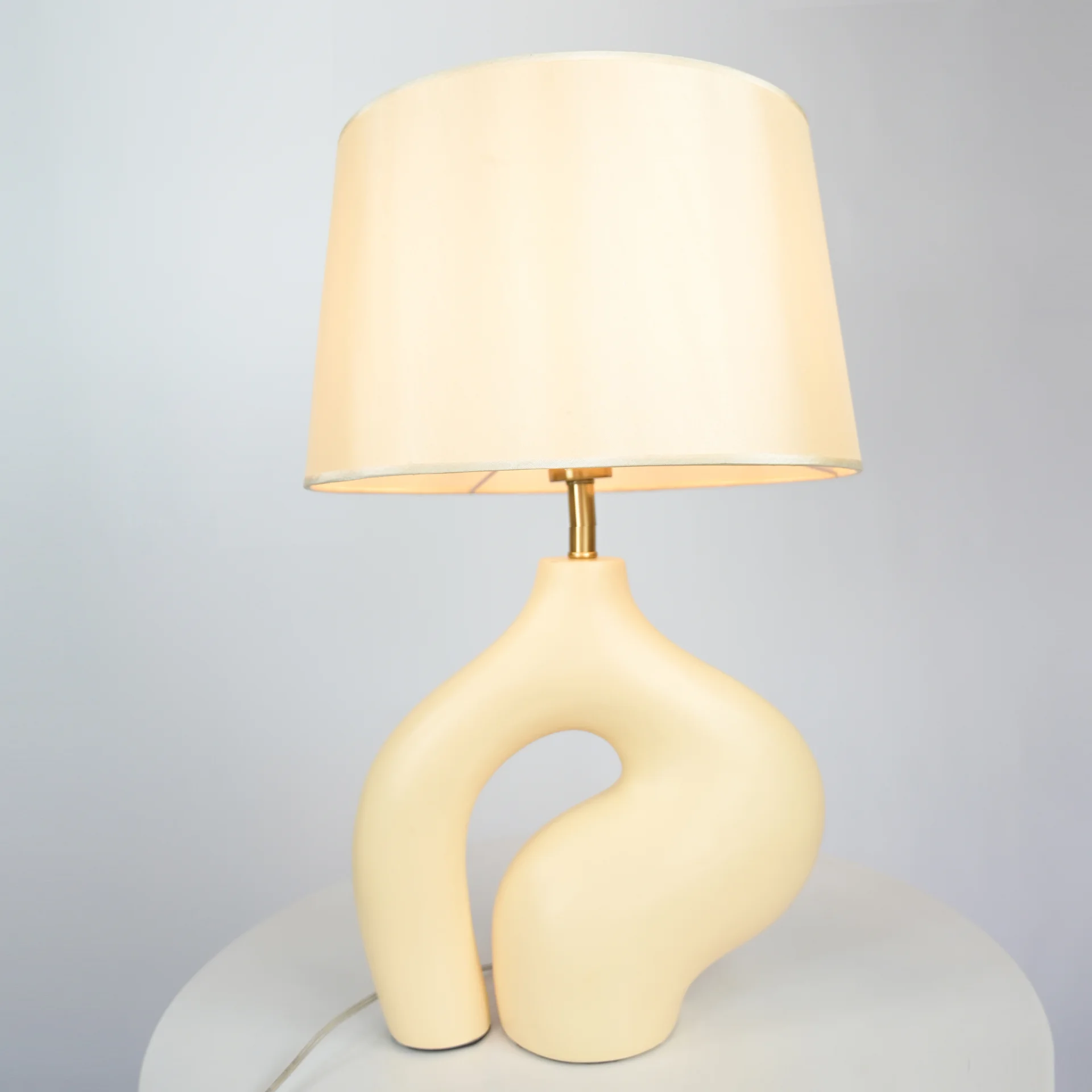 Настольная лампа Abstractic Beige - миниатюра 7