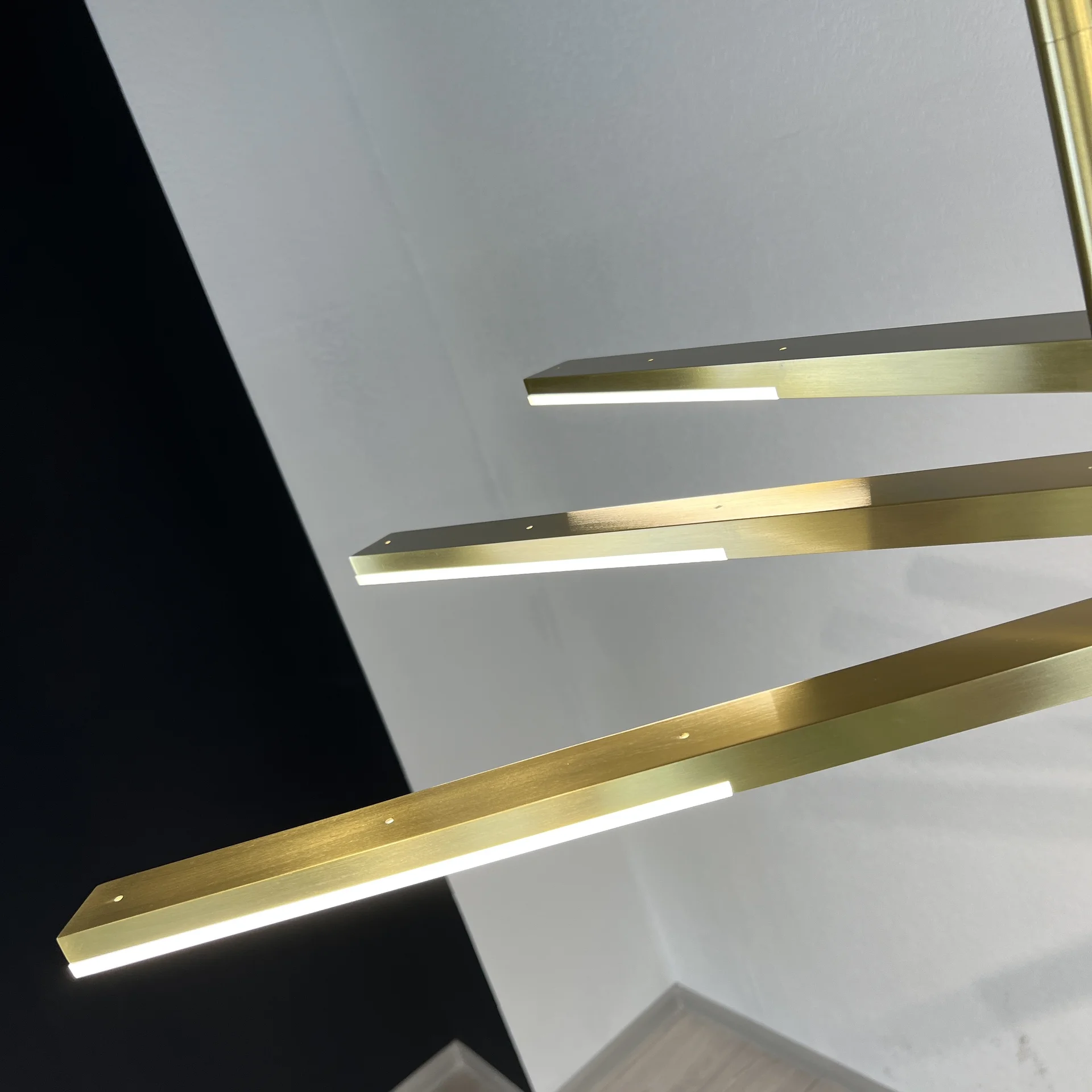 Люстра на штанге ORTON на 3 D96 Gold - миниатюра 16