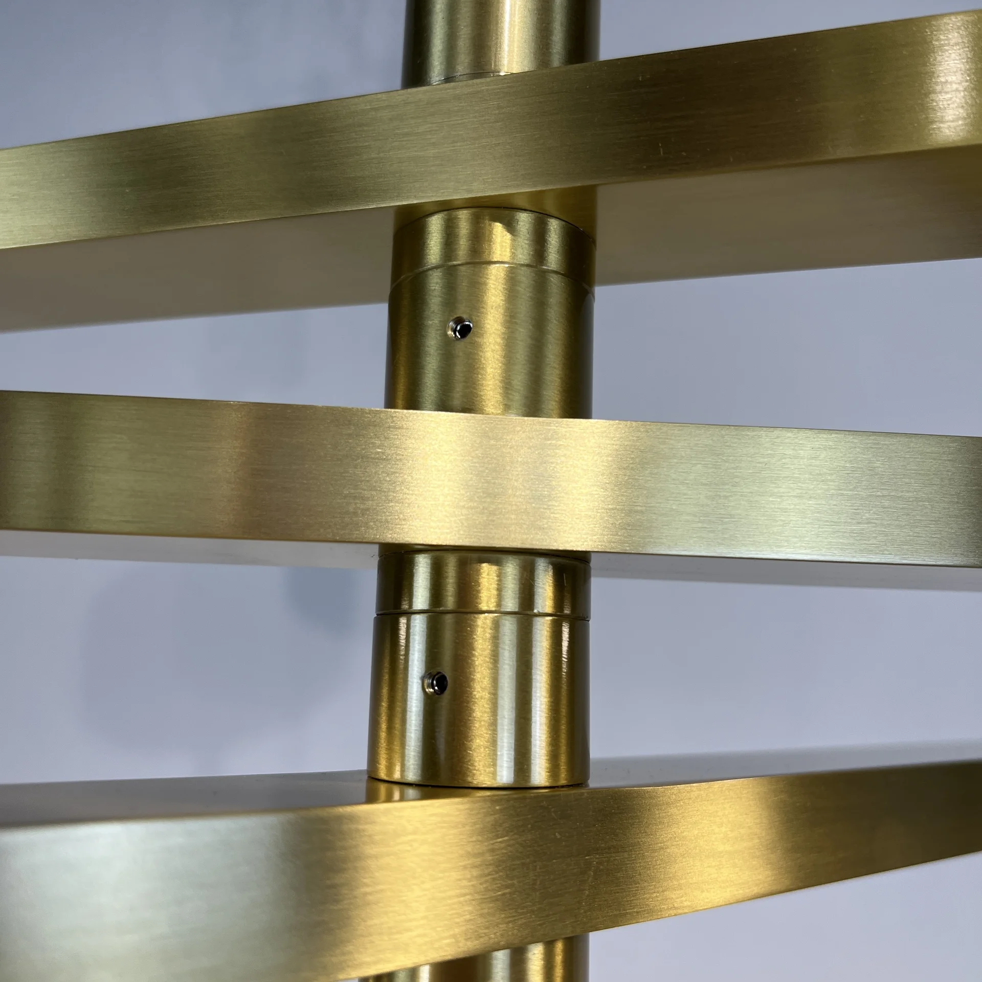 Люстра на штанге ORTON на 3 D96 Gold - миниатюра 9