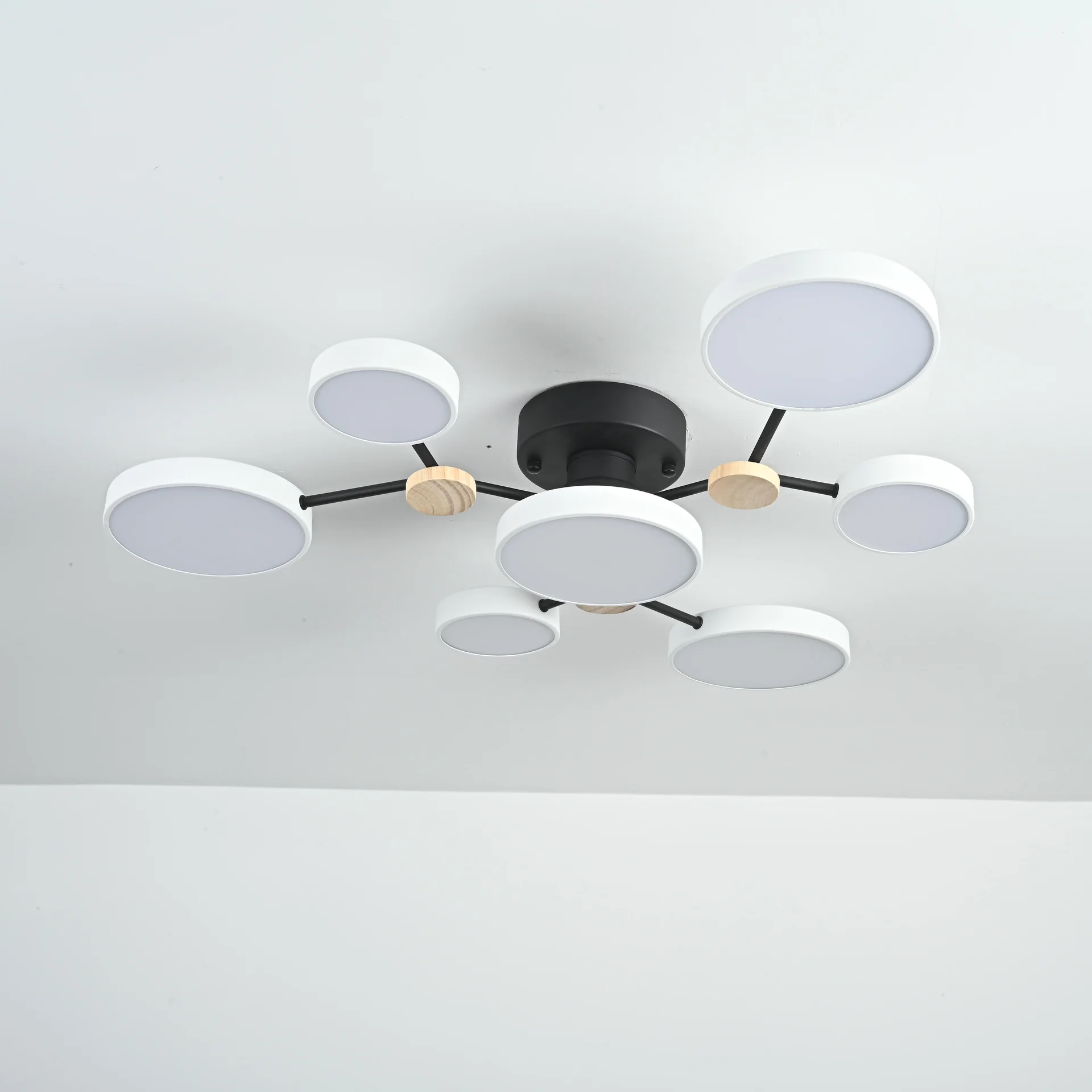 Потолочная люстра GAMMA D88 White - миниатюра 11