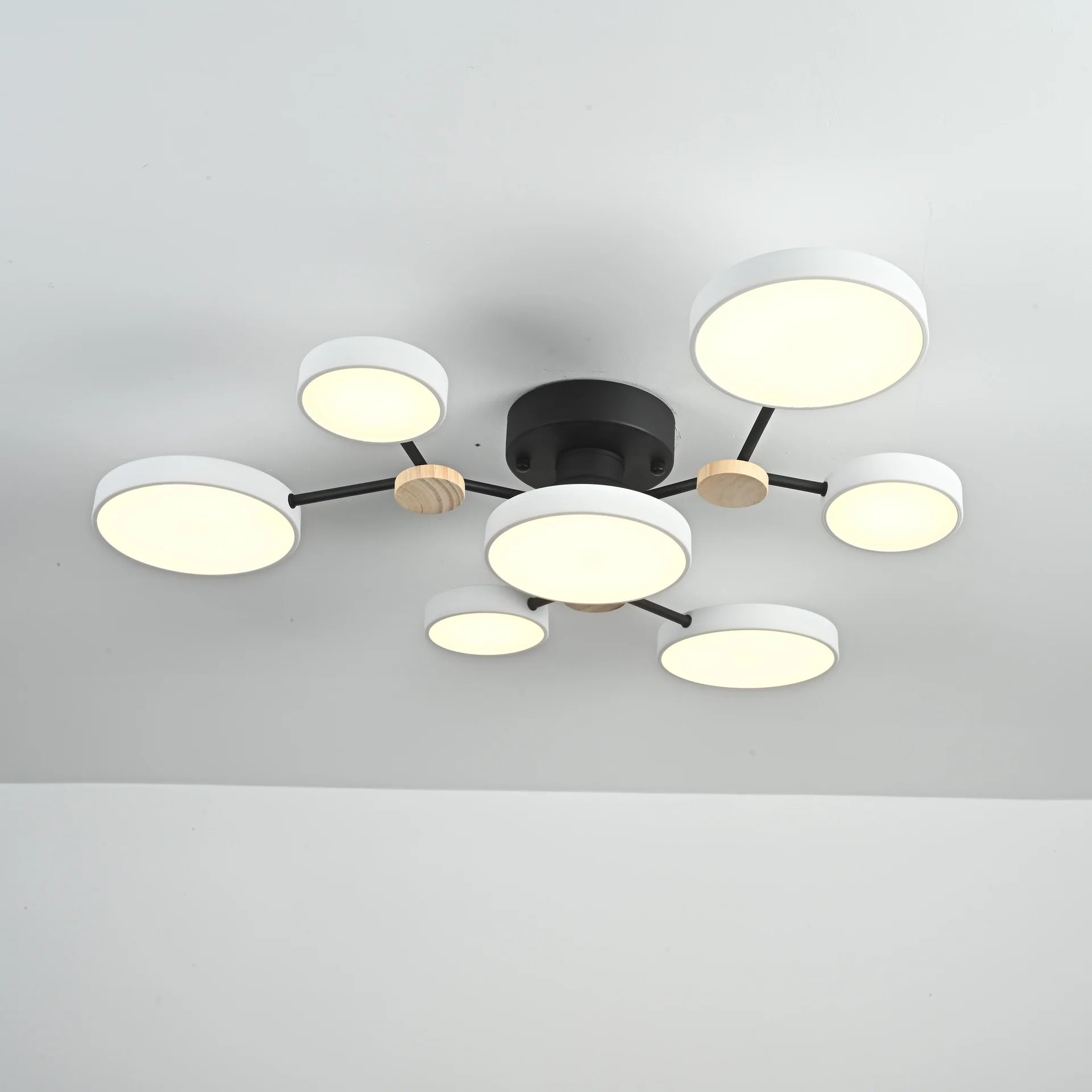 Потолочная люстра GAMMA D88 White - миниатюра 9