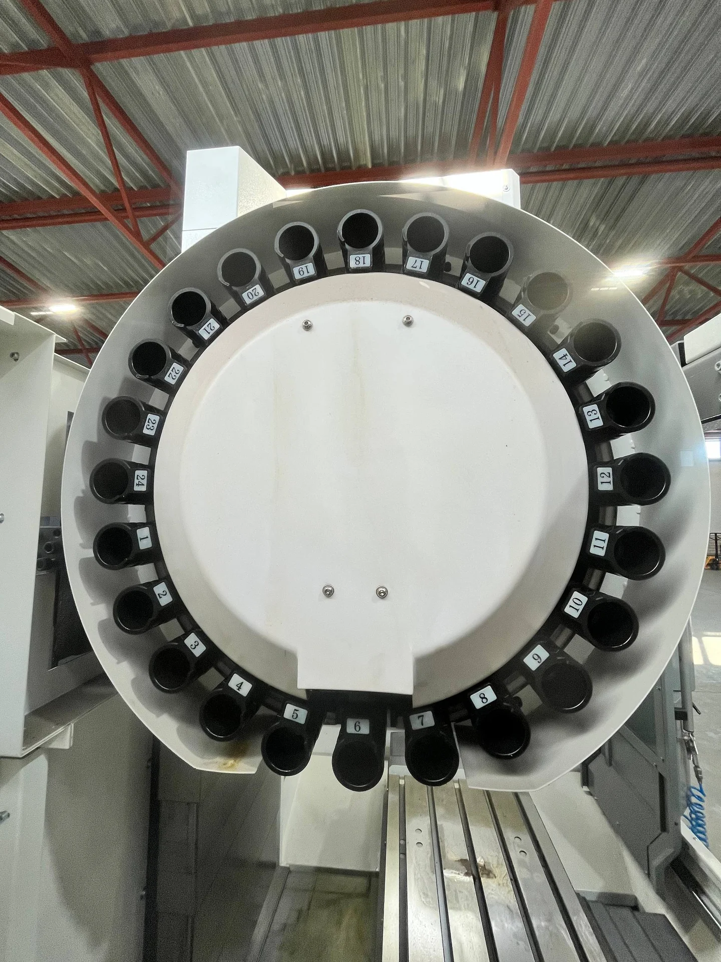 Станок фрезерный с ЧПУ VMC850 - миниатюра 7