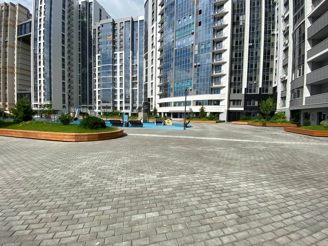Апартаменты Greencity Чистопольская - миниатюра 23