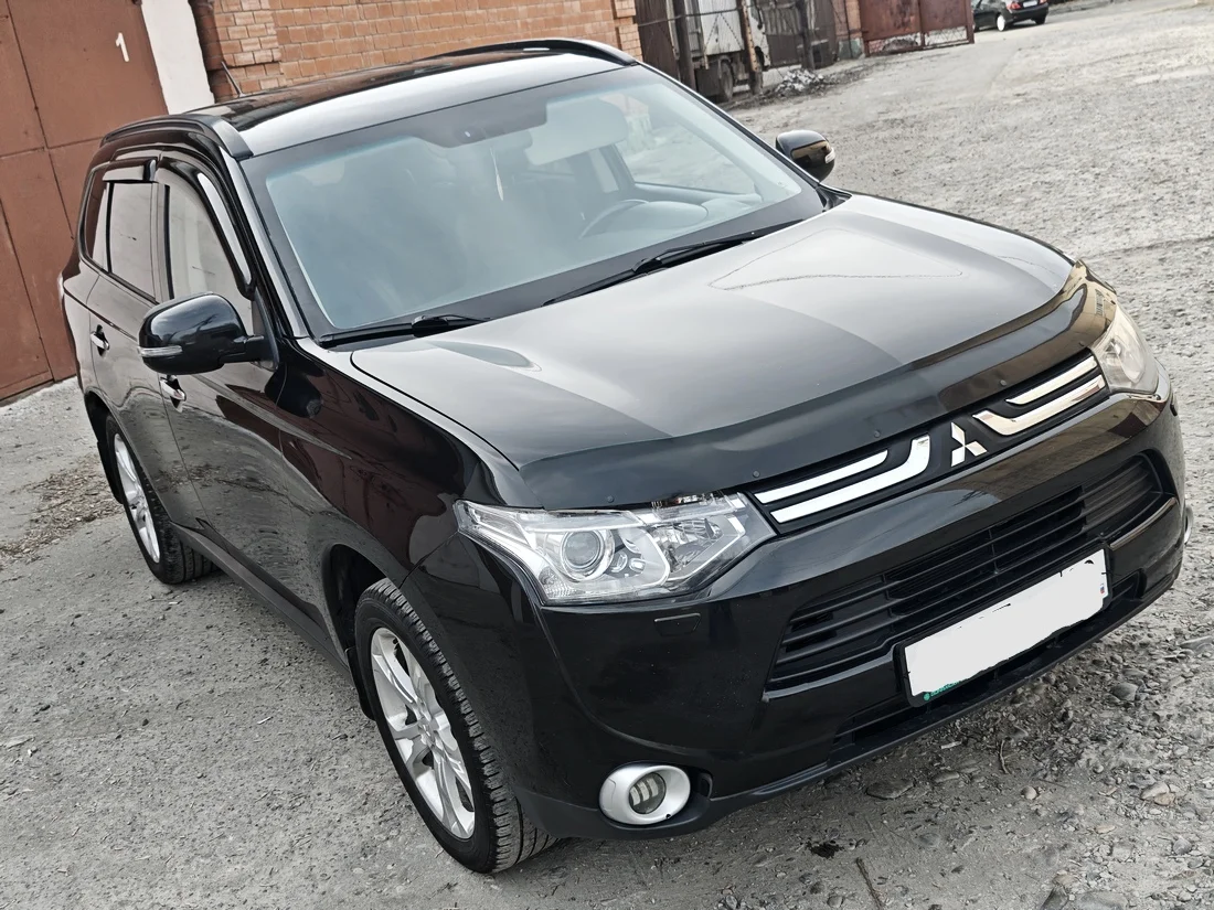 Mitsubishi Outlander, 2013 2.4 CVT 4WD Ultimate - изображение 1