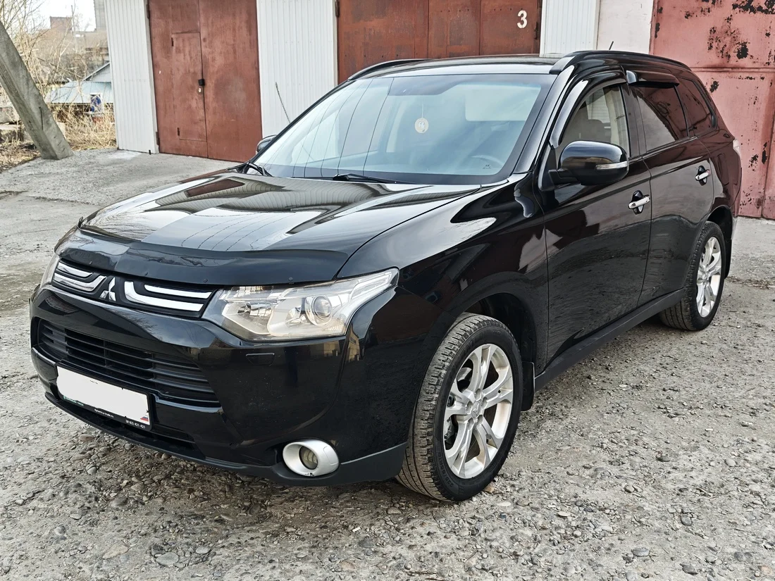 Mitsubishi Outlander, 2013 2.4 CVT 4WD Ultimate - миниатюра 10