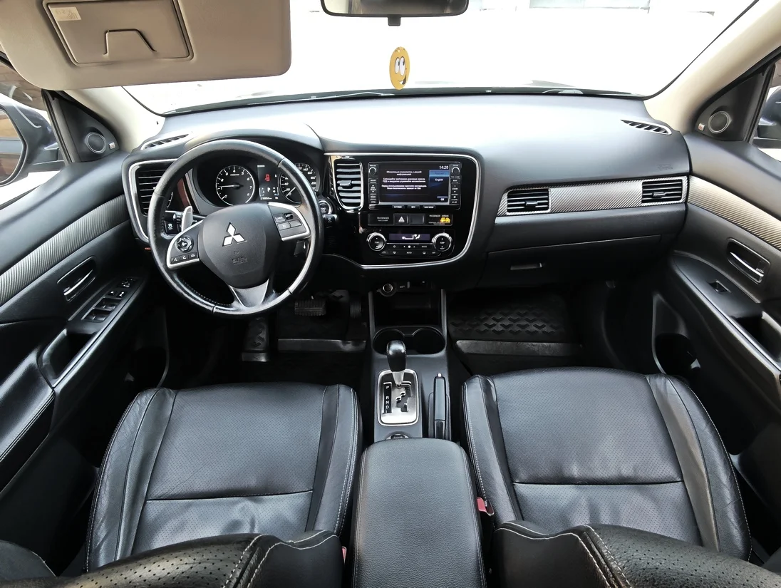 Mitsubishi Outlander, 2013 2.4 CVT 4WD Ultimate - миниатюра 18