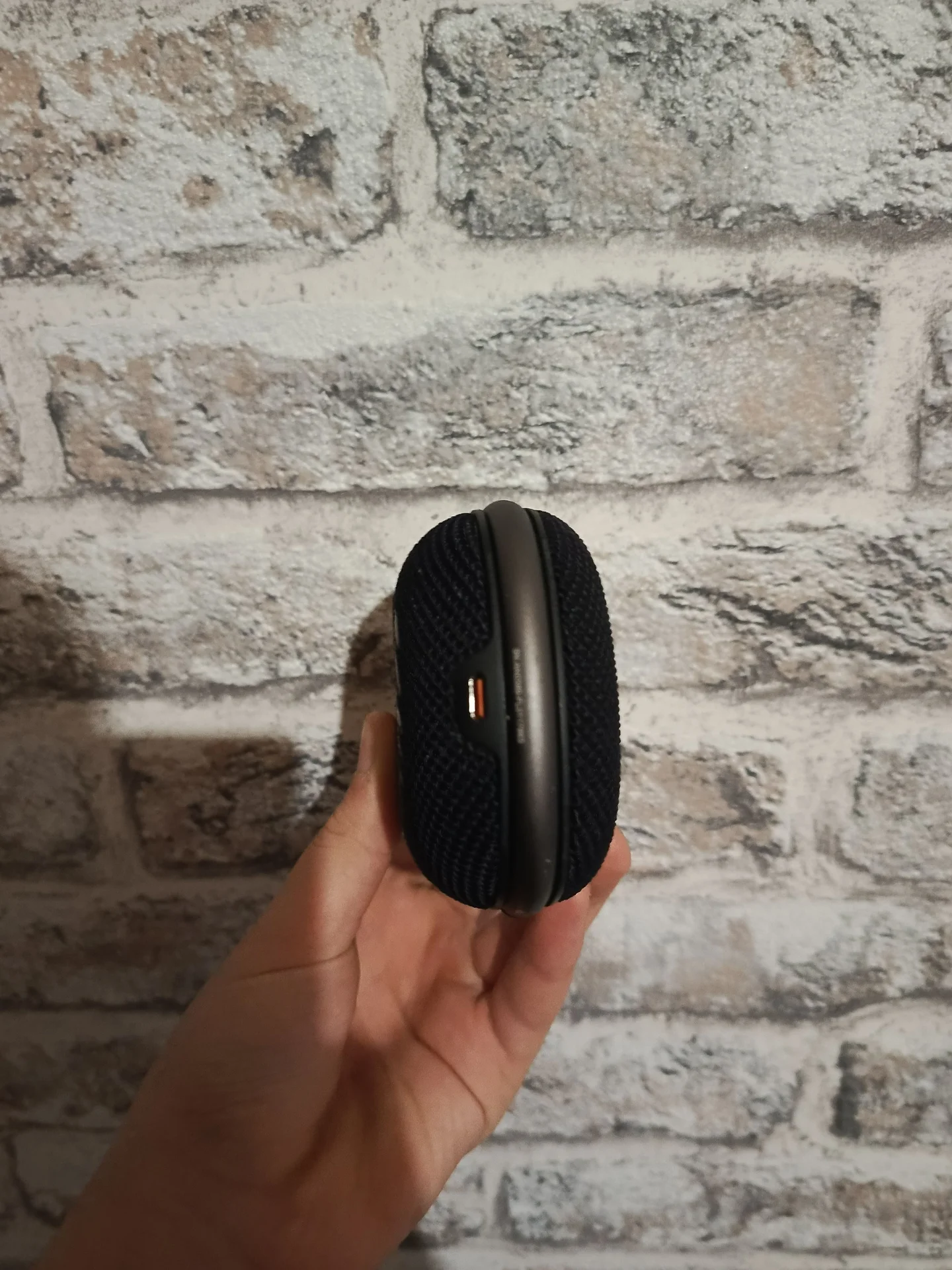 Портативная колонка jbl - миниатюра 3