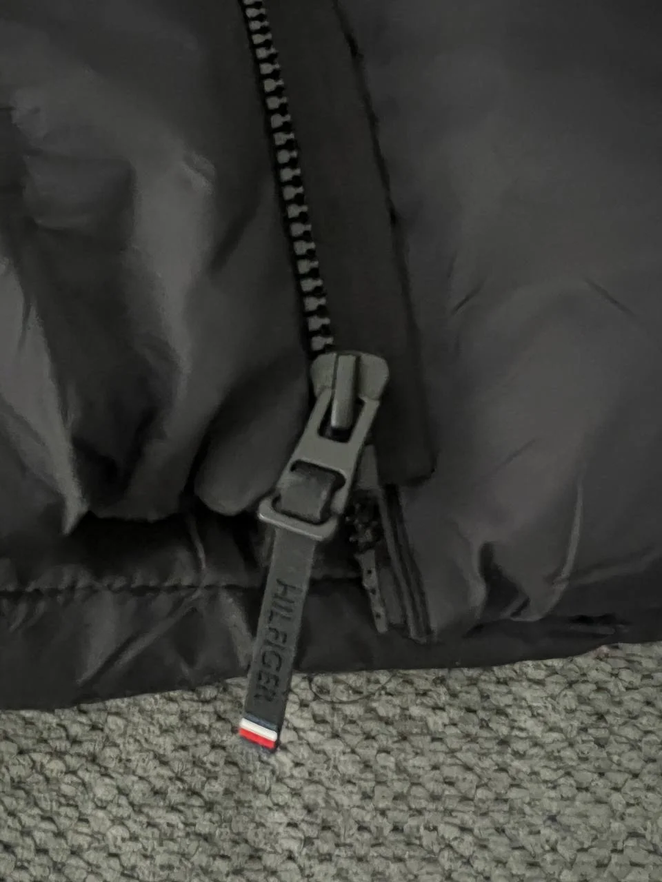 Куртка утепленная Tommy Hilfiger - миниатюра 11