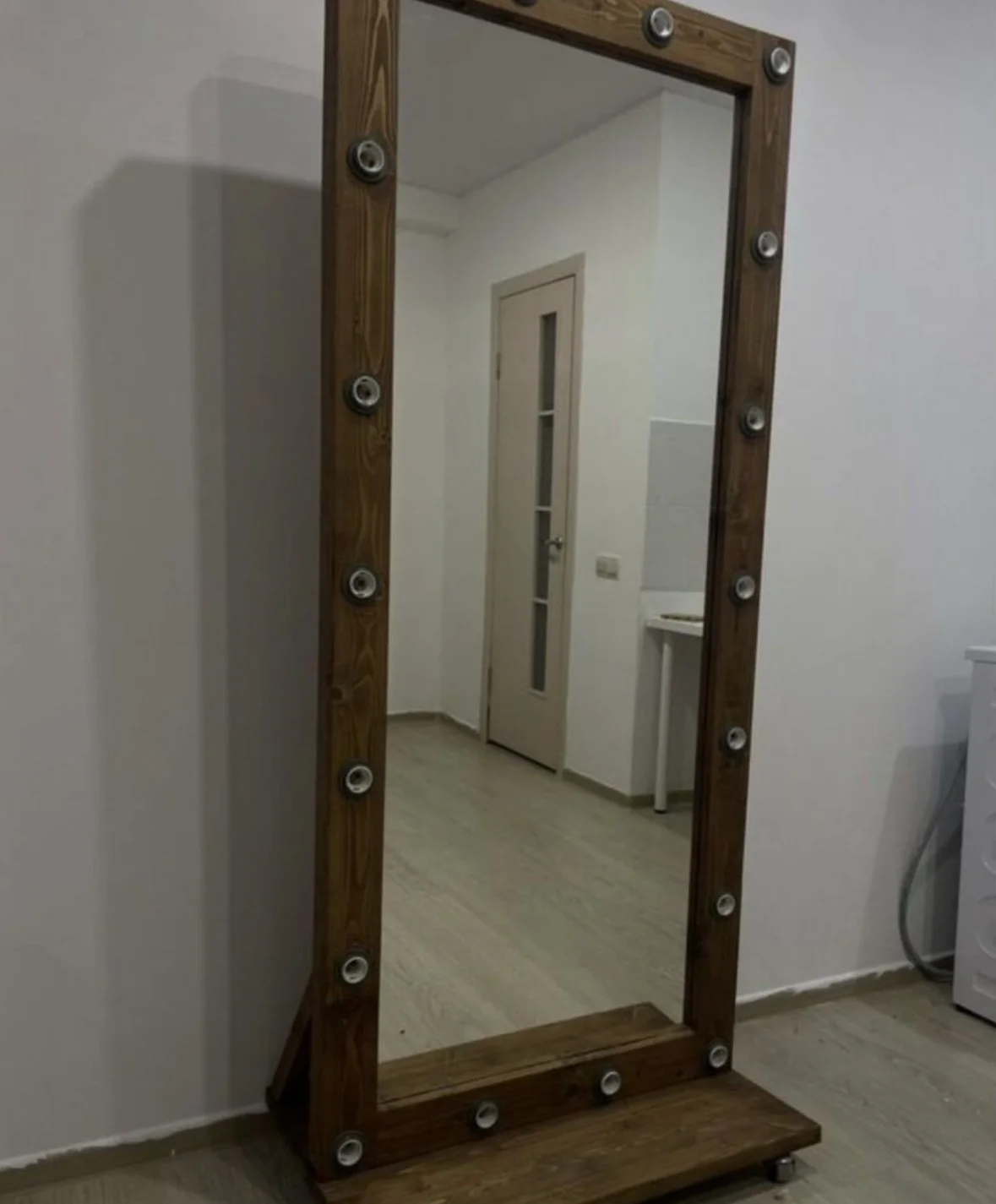 Квартира-студия 32м - миниатюра 3