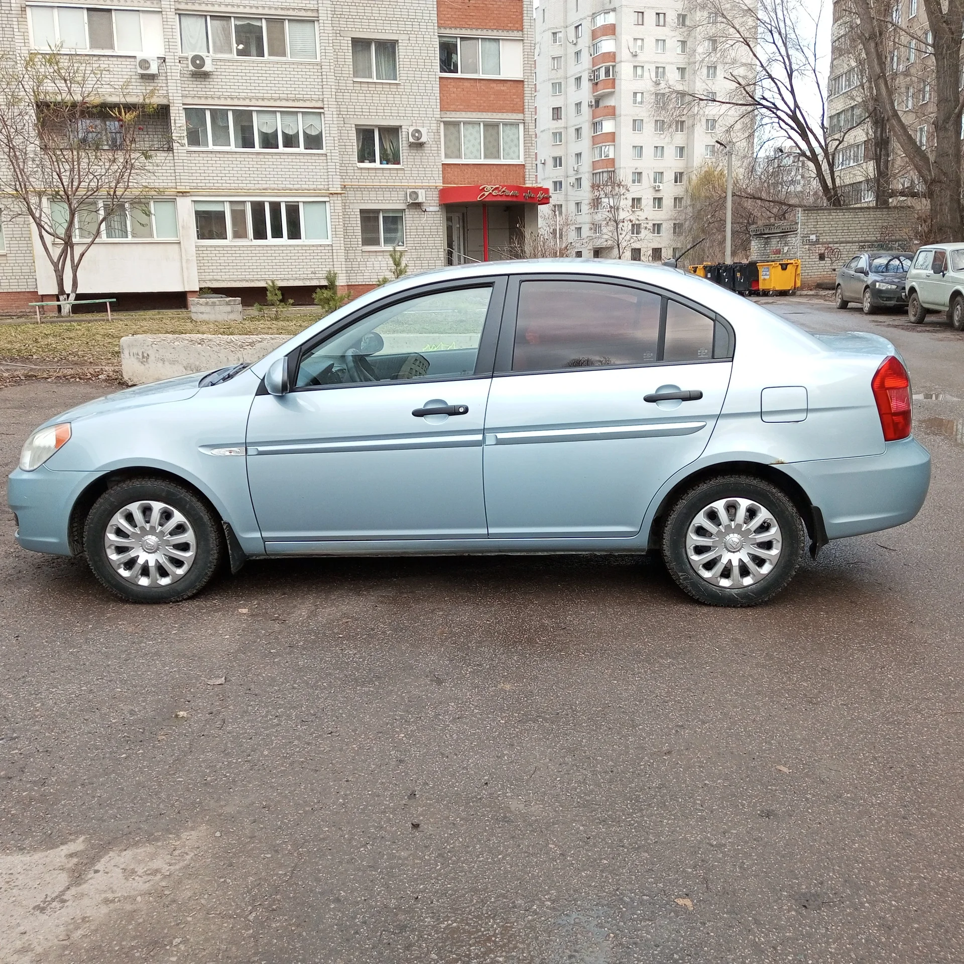 HYUNDAI VERNA 2008 1.4 МТ 185002 км - миниатюра 3