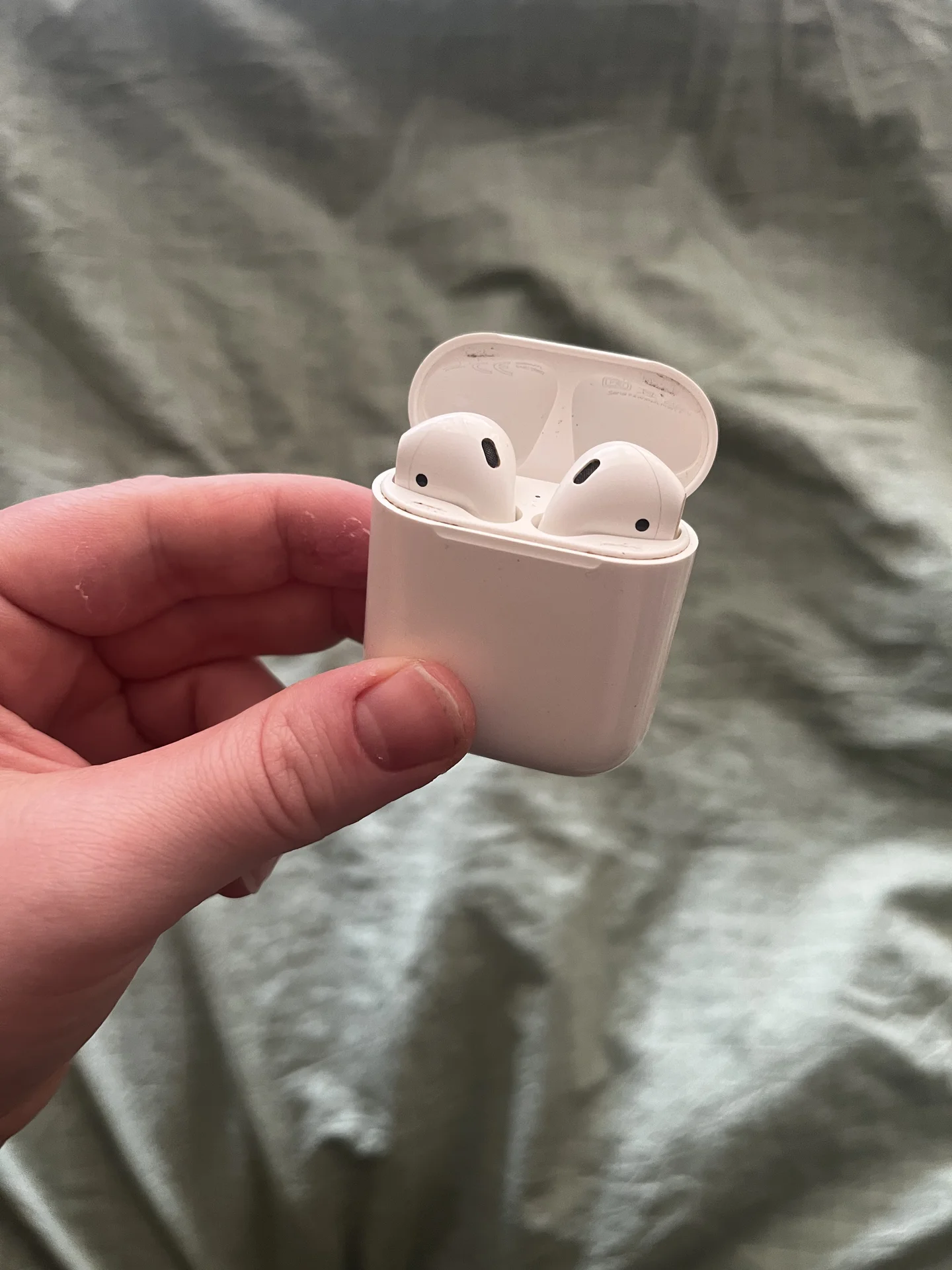 AirPods - миниатюра 2