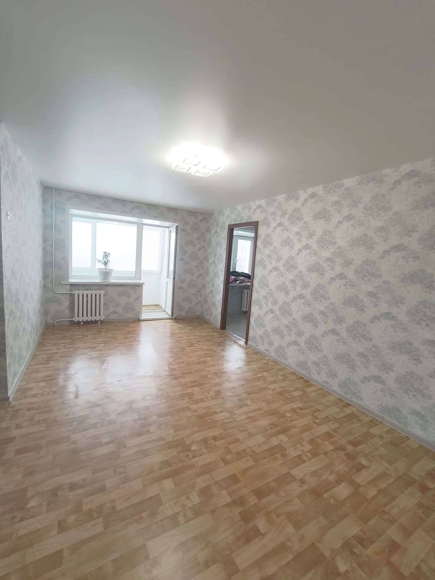 Продам 2 комнатную квартиру - миниатюра 5