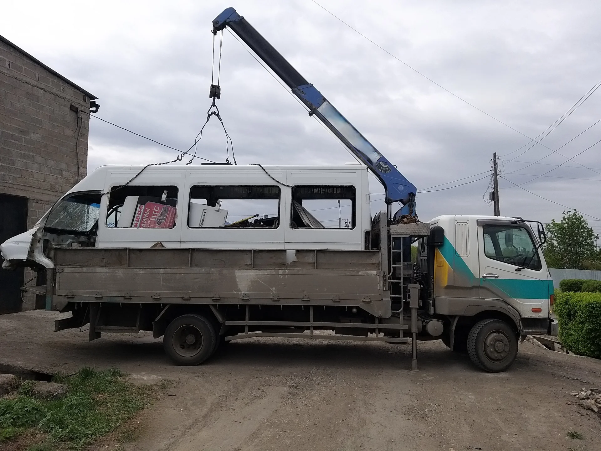 Услуги манипулятора воровайки стрела 4 тонны борт 7 тонн - миниатюра 10