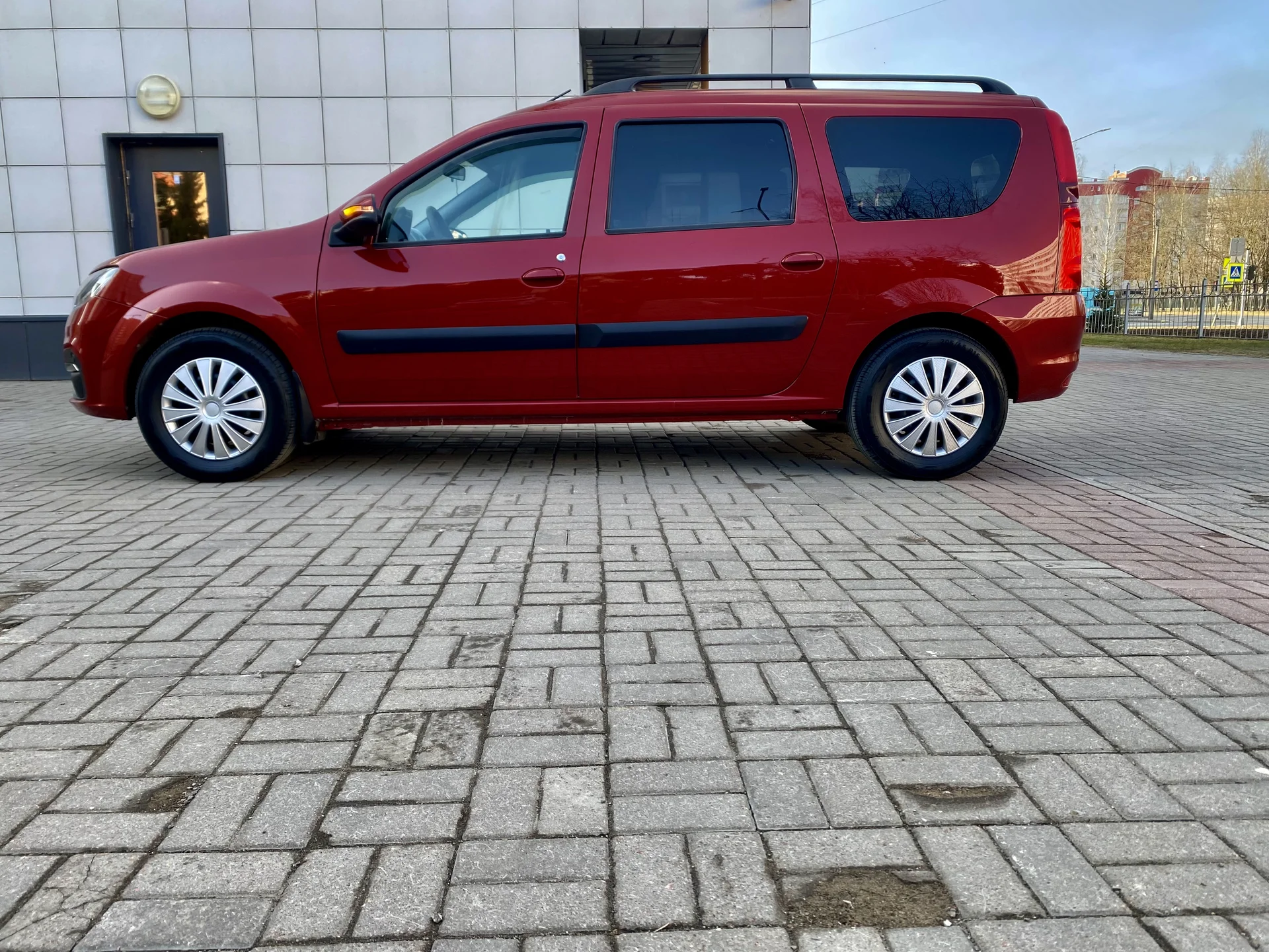 Lada Largus 2021 - миниатюра 11