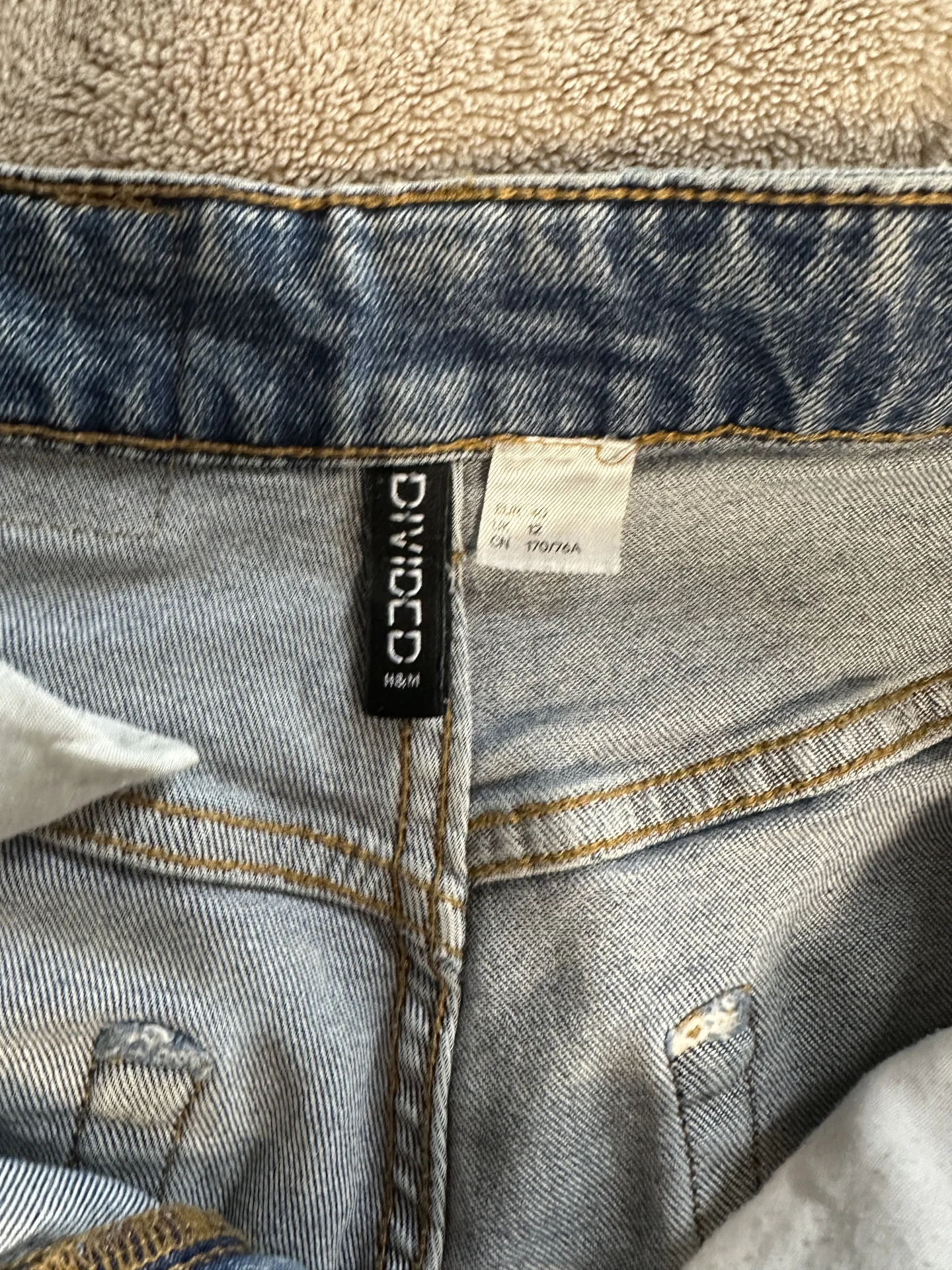 Джинсы скини H&M - миниатюра 2