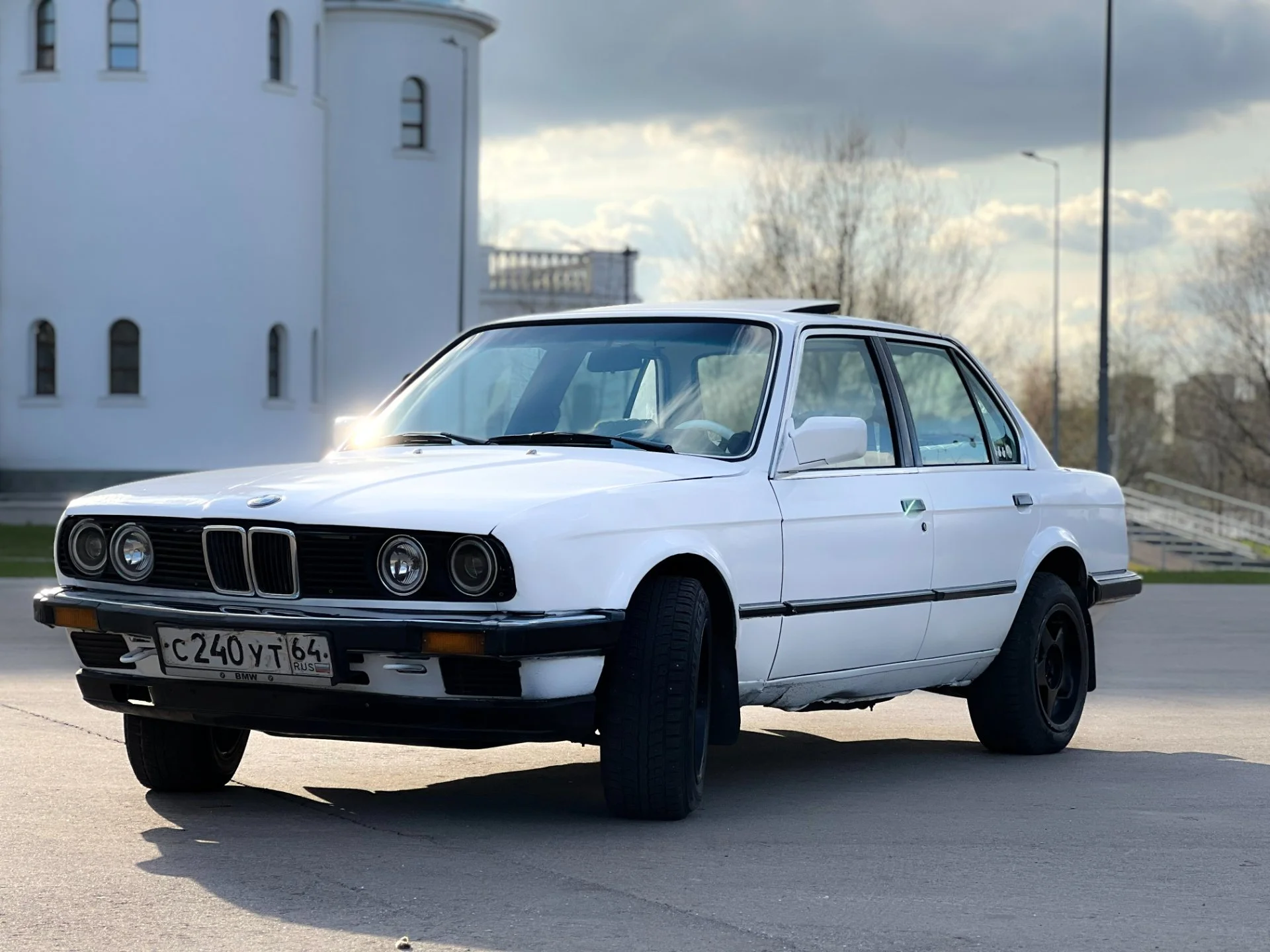 BMW E30 316 1.8 (90 л.с.) - миниатюра 2