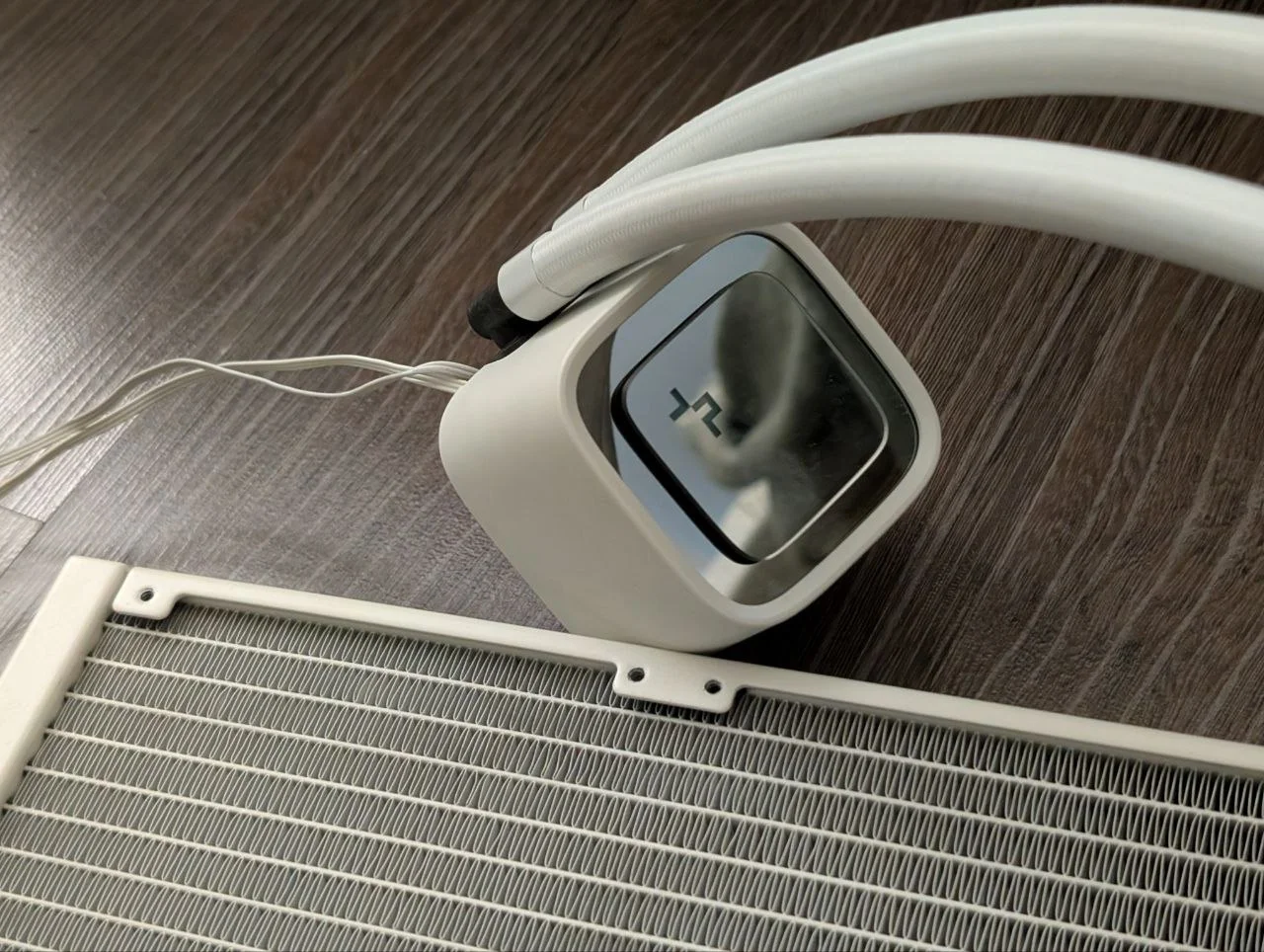 Система охлаждения DEEPCOOL LS720 WH белая - миниатюра 3