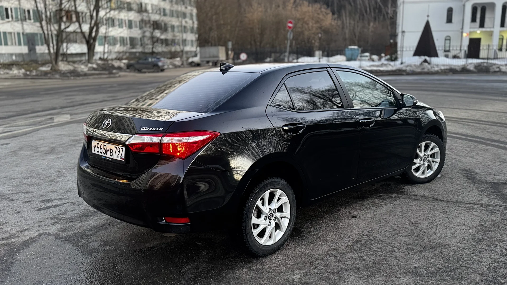 Toyota Corolla - миниатюра 4